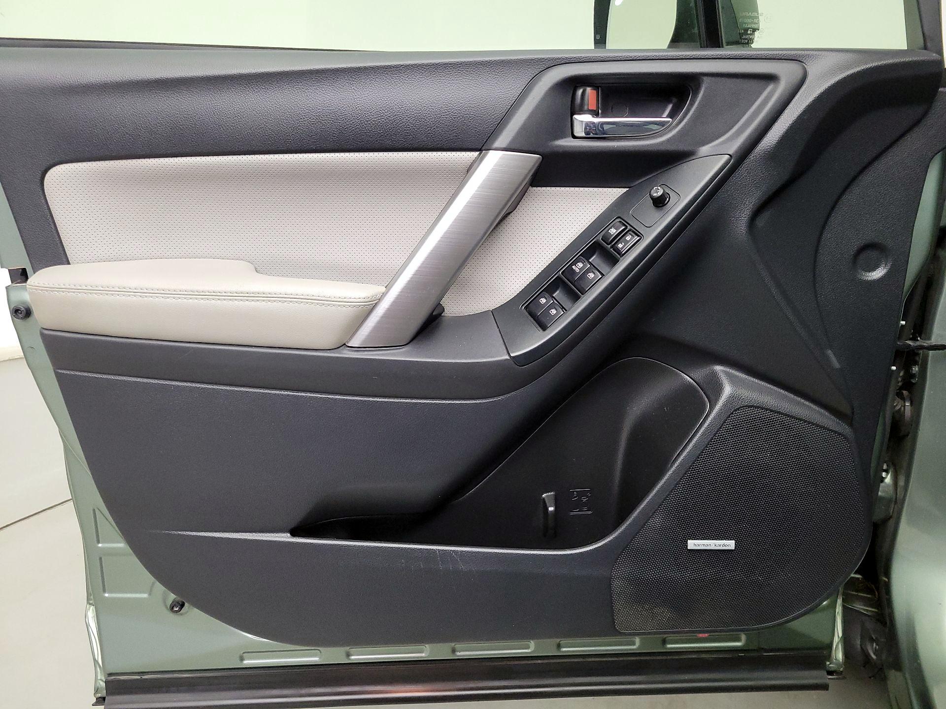Thumbnail: 2015 Subaru Forester - 12