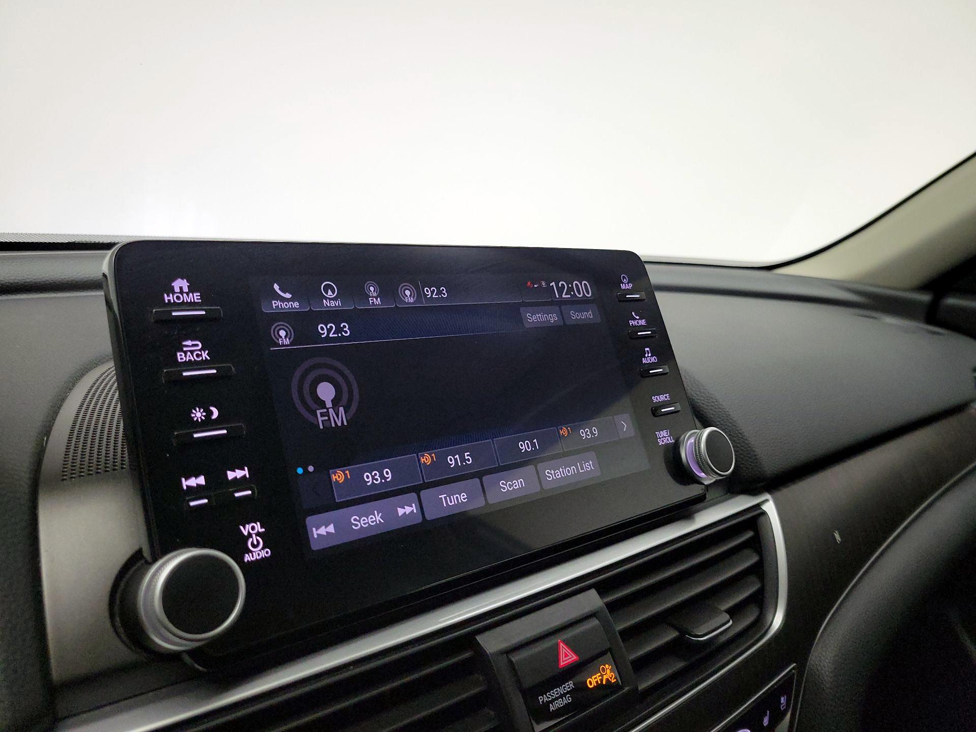 Thumbnail: 2019 Honda Accord - 16