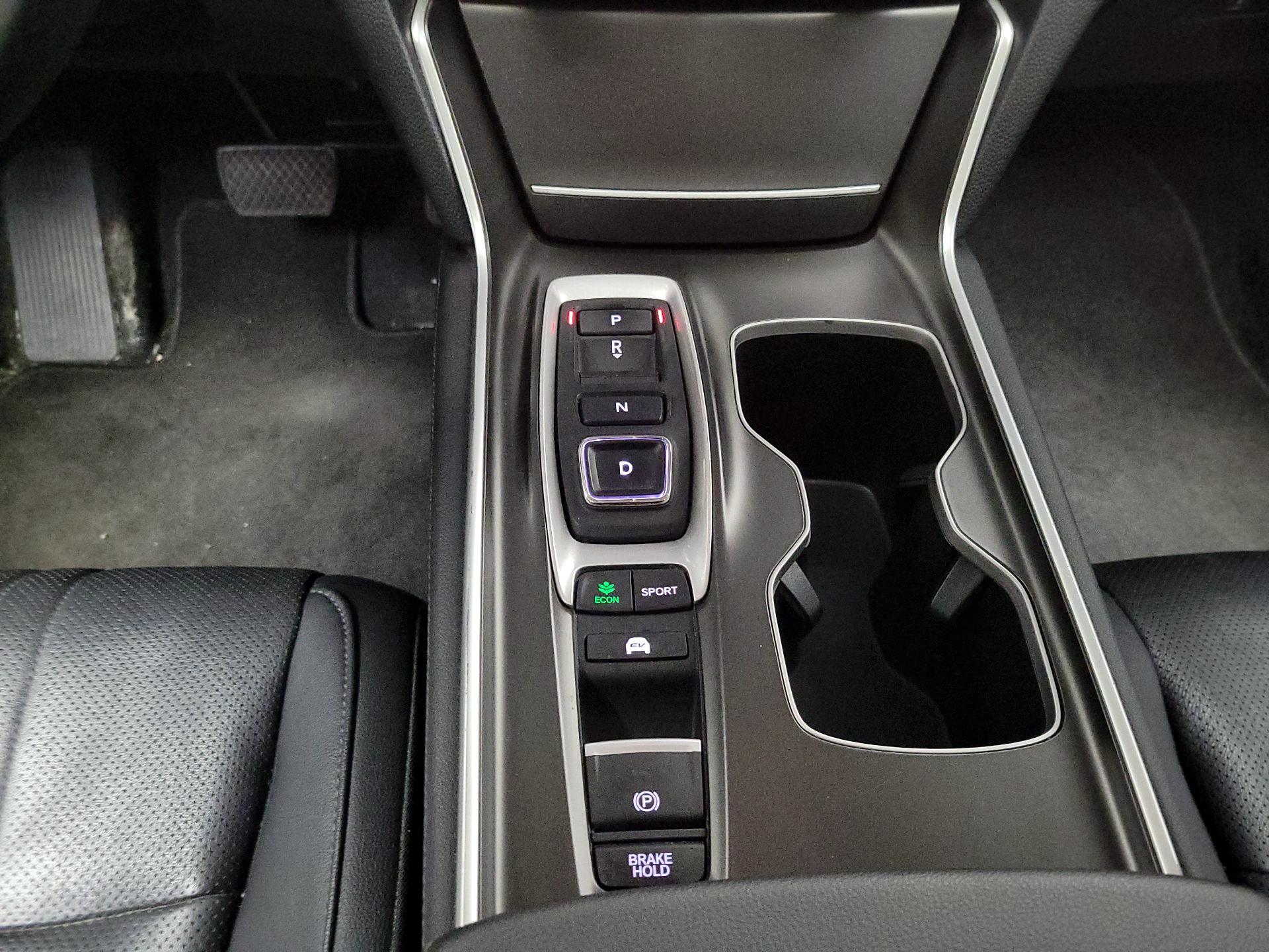 Thumbnail: 2019 Honda Accord - 18