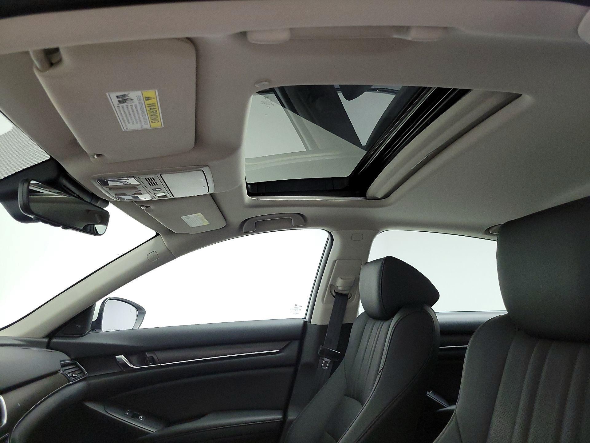 Thumbnail: 2019 Honda Accord - 20