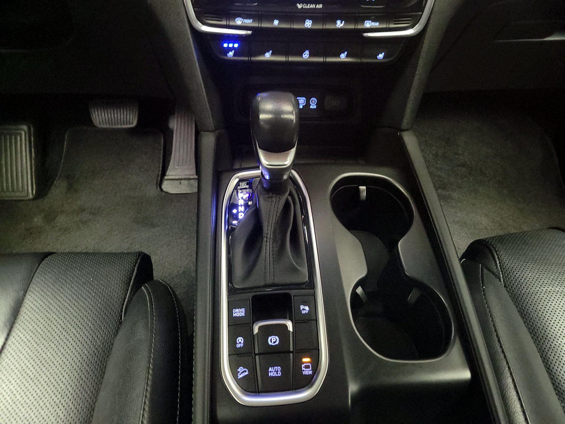 Thumbnail: 2020 Hyundai Santa Fe - 18