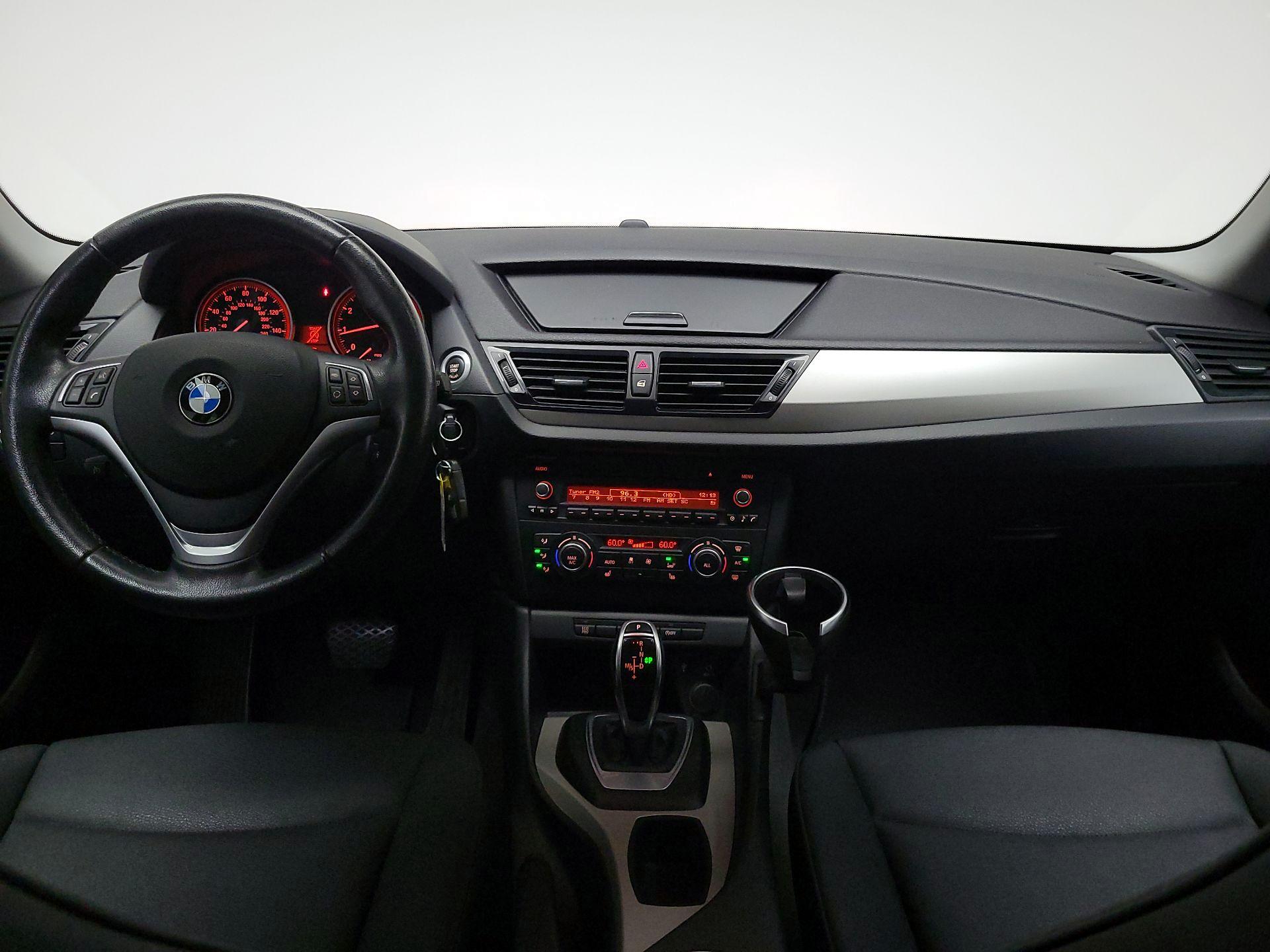 Thumbnail: 2015 BMW X1 - 9