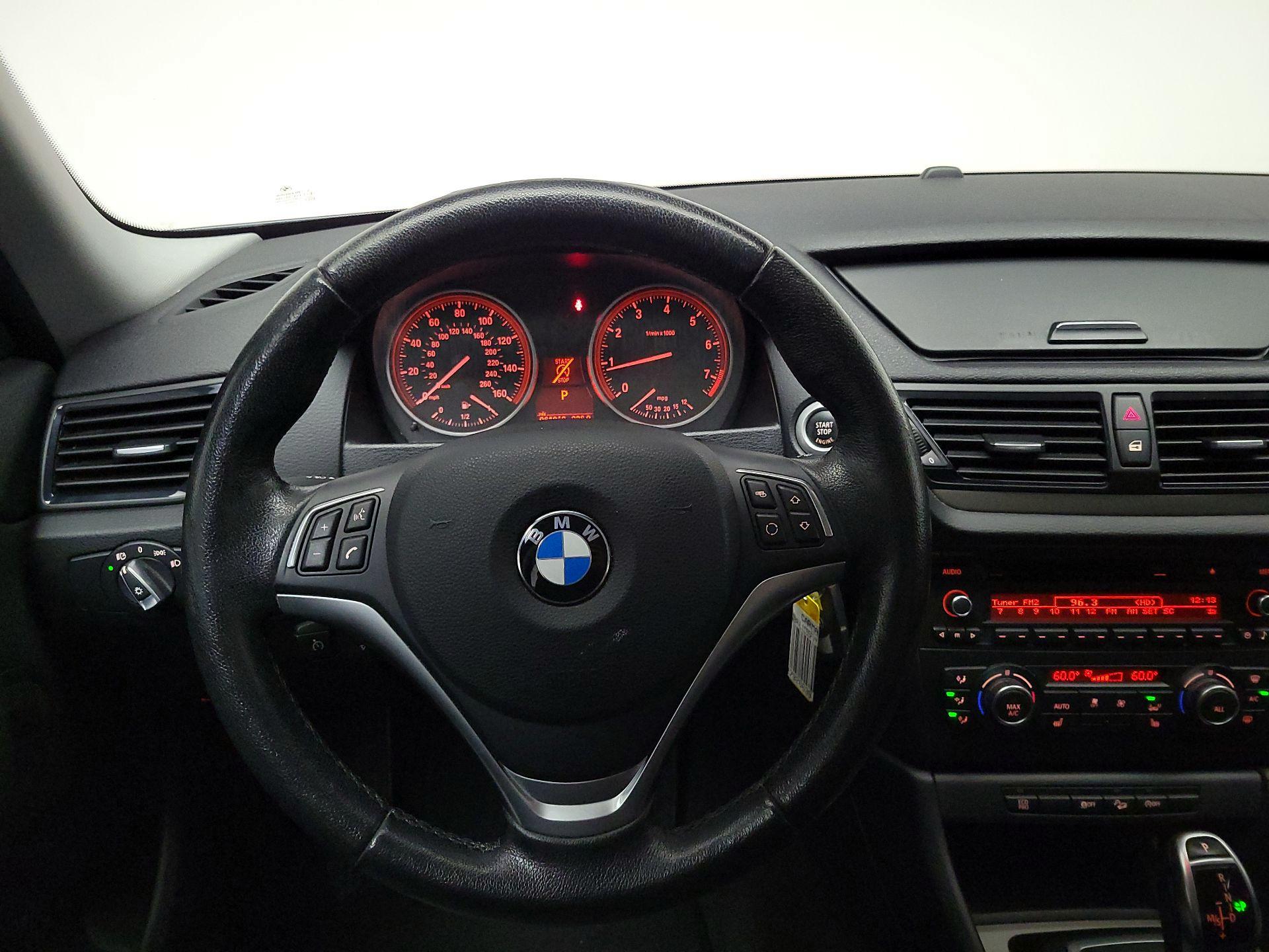 Thumbnail: 2015 BMW X1 - 10