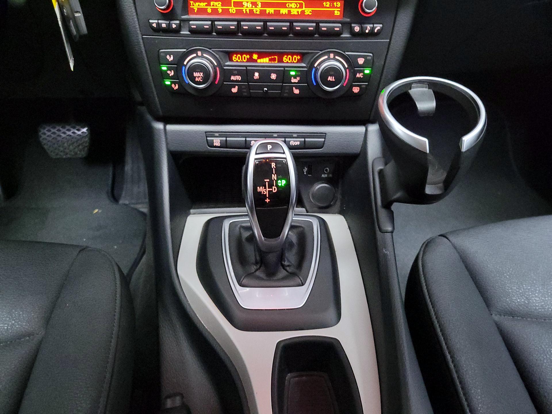 Thumbnail: 2015 BMW X1 - 16