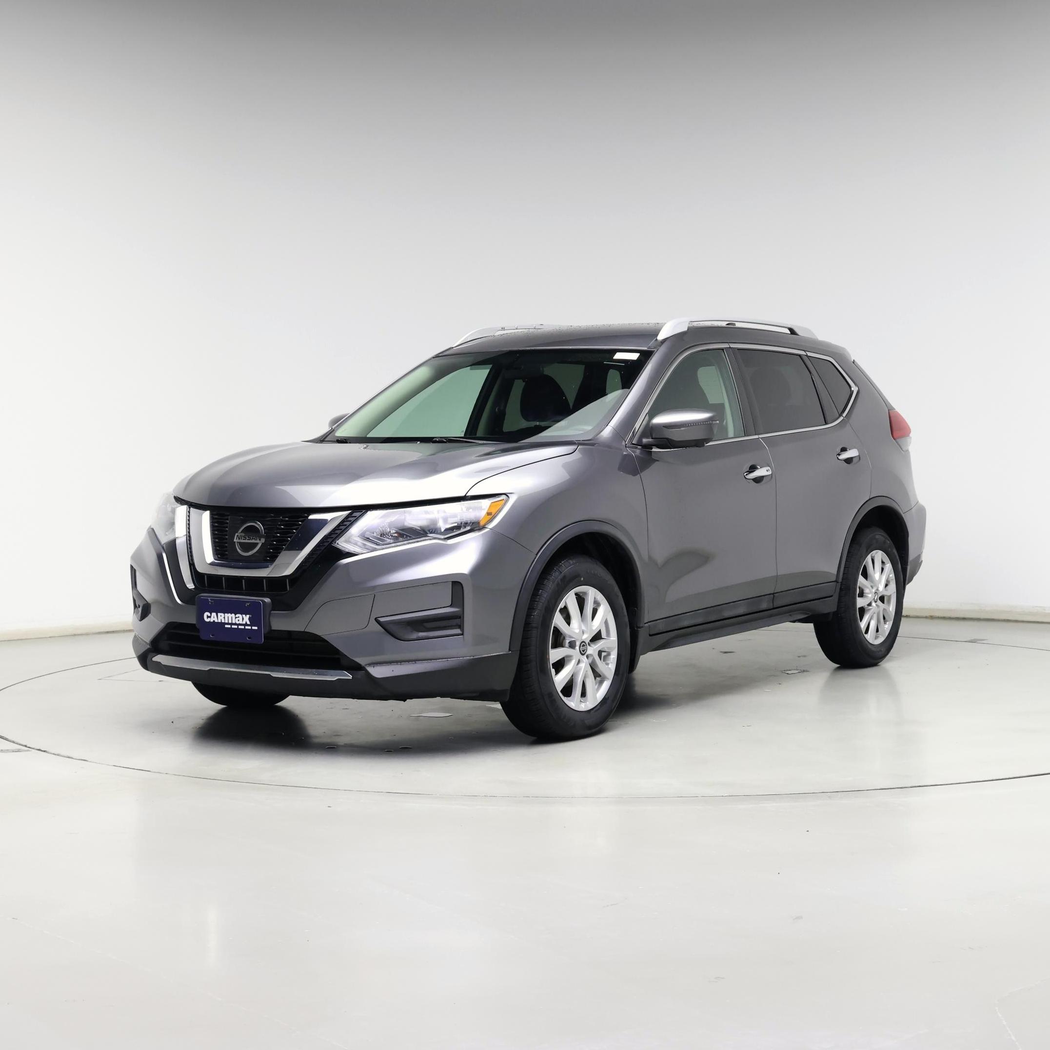 Thumbnail: 2017 Nissan Rogue - 4