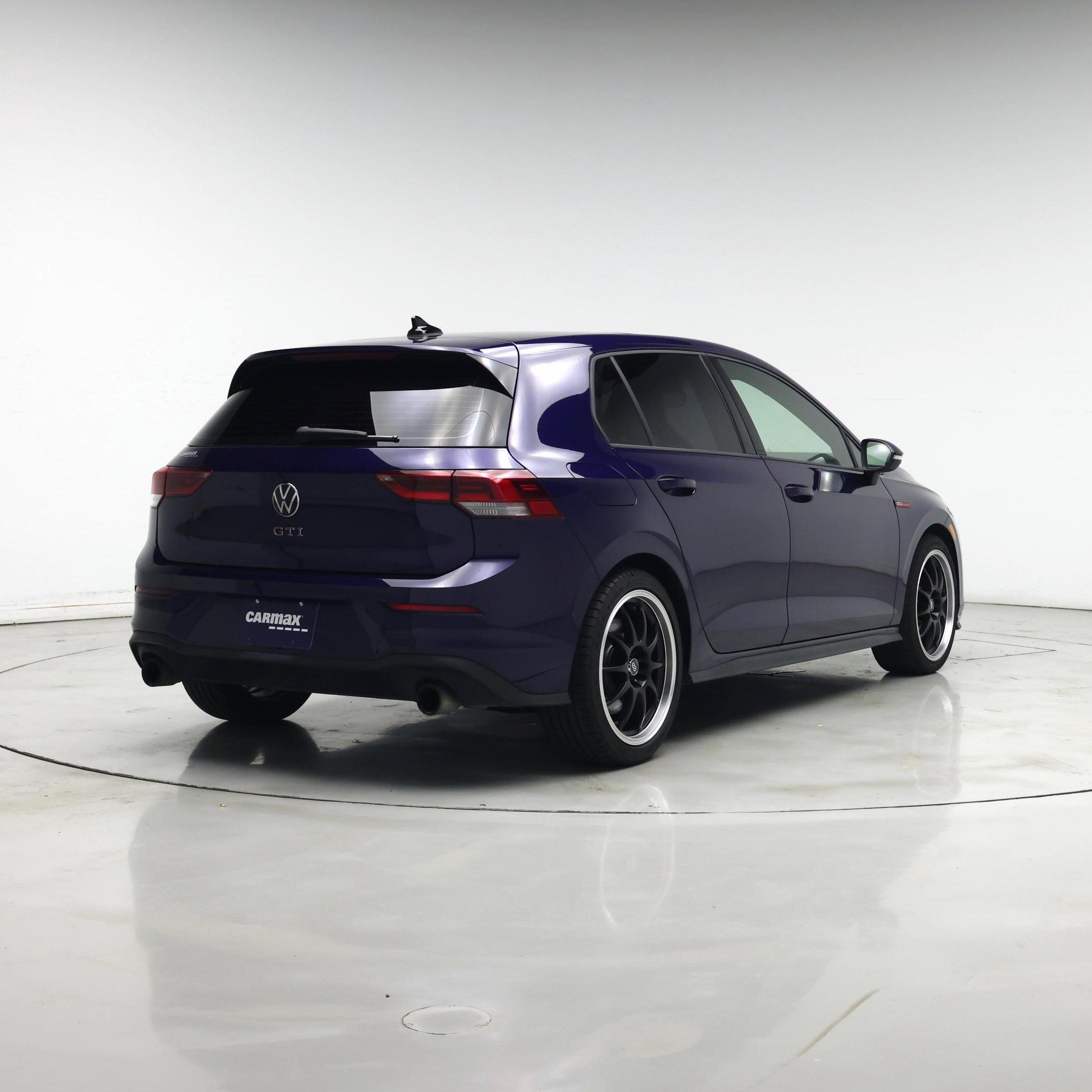Thumbnail: 2022 Volkswagen Golf - 8