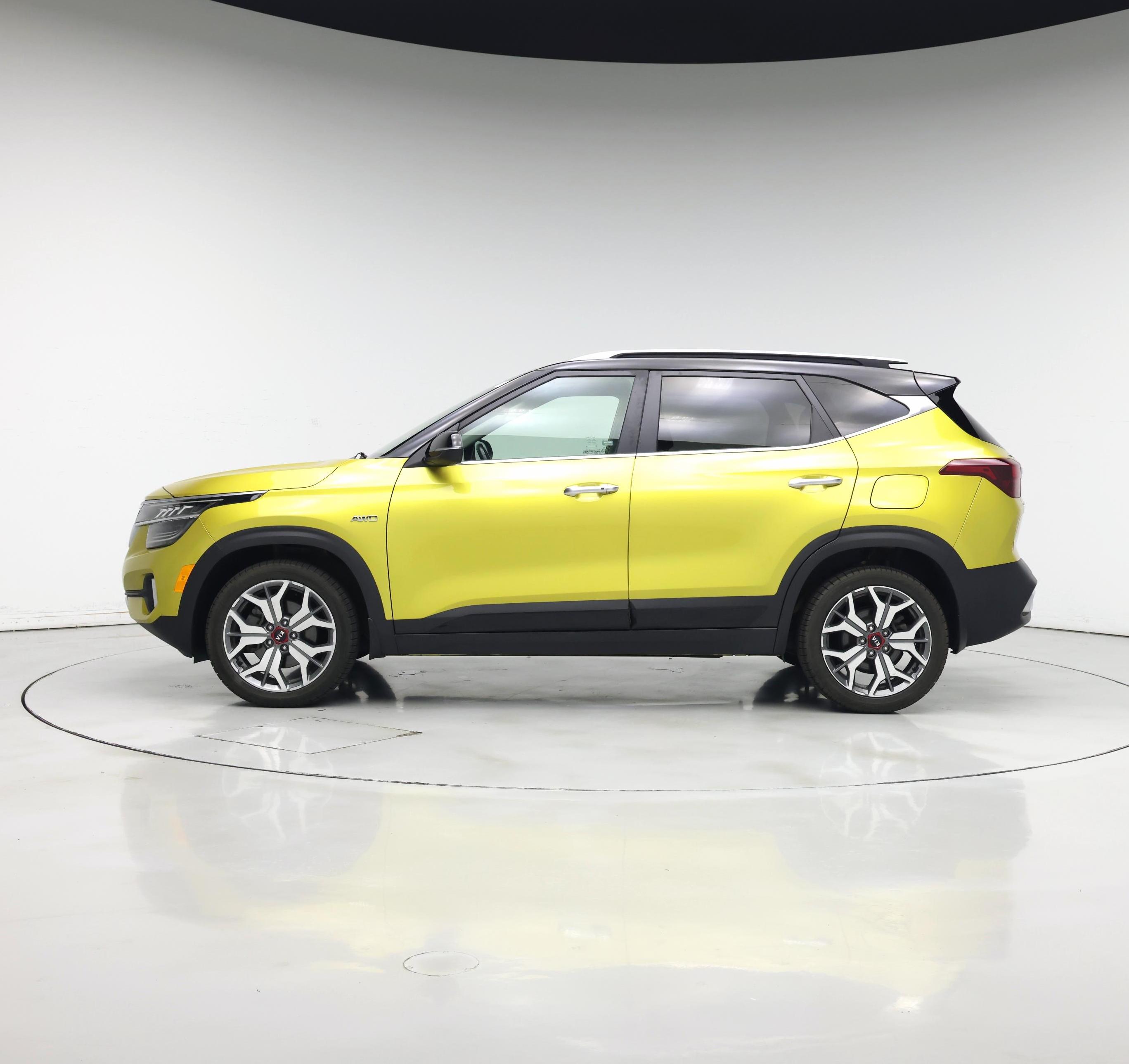 Thumbnail: 2021 Kia Seltos - 3
