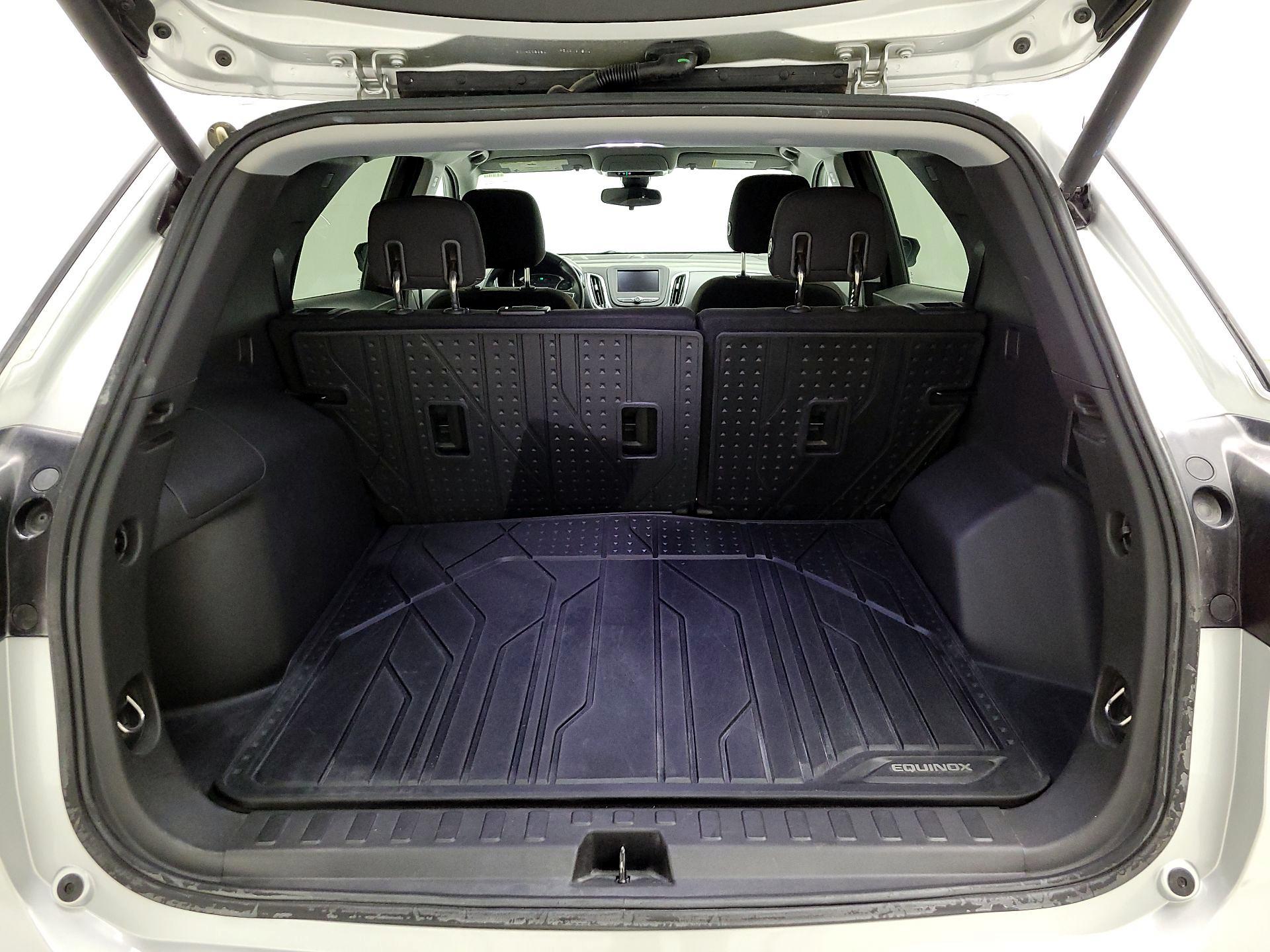 Thumbnail: 2020 Chevrolet Equinox - 19