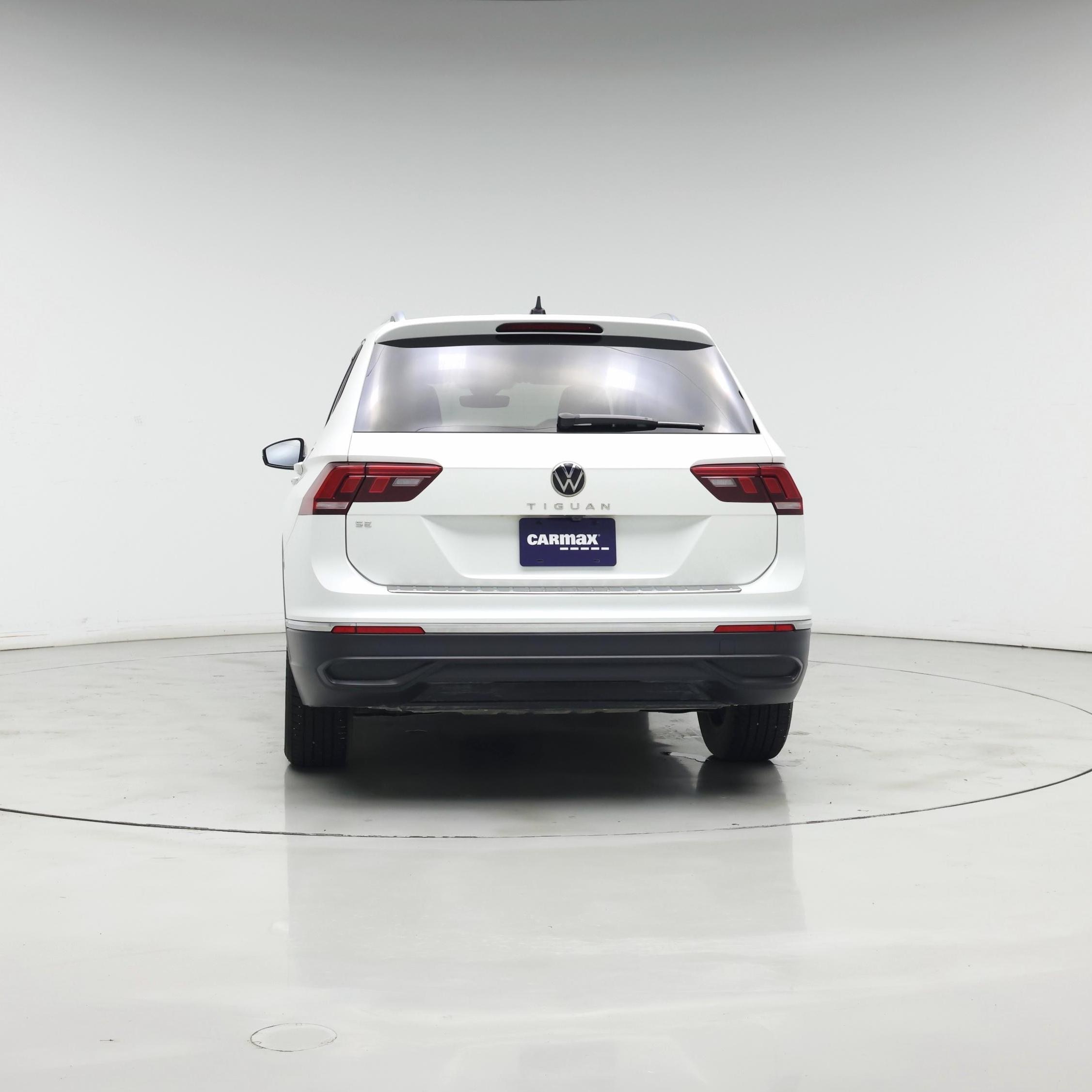 Thumbnail: 2023 Volkswagen Tiguan - 6