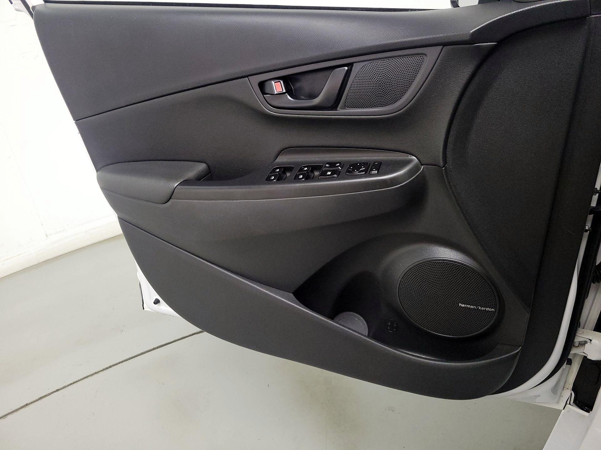 Thumbnail: 2022 Hyundai Kona - 12