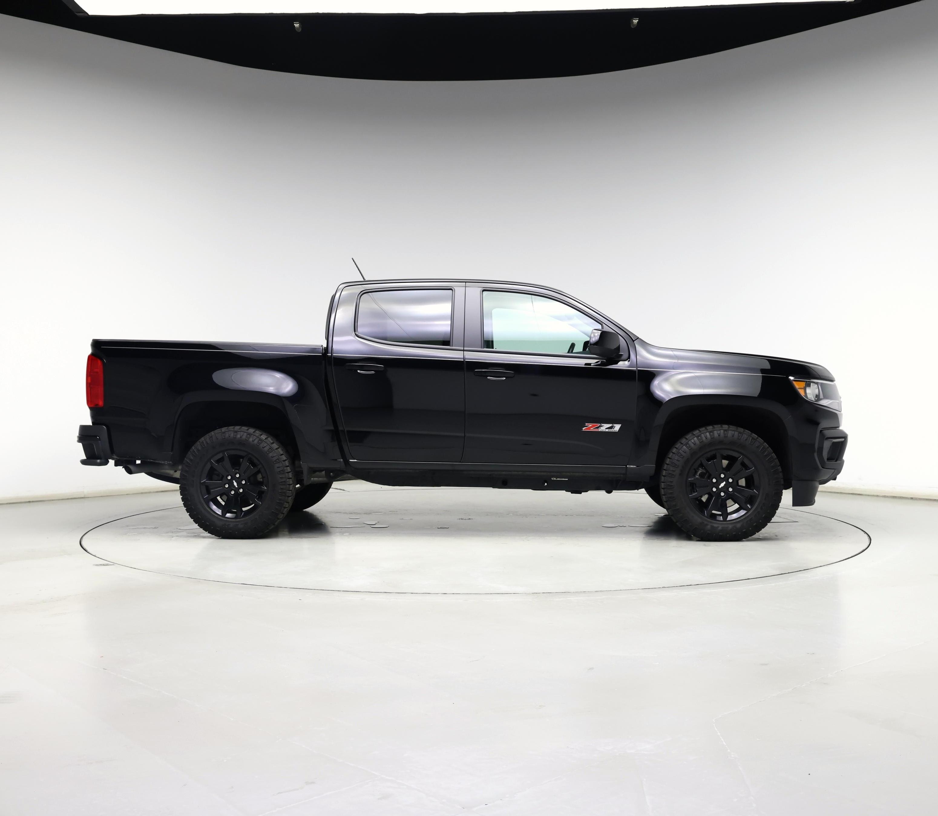Thumbnail: 2022 Chevrolet Colorado - 7