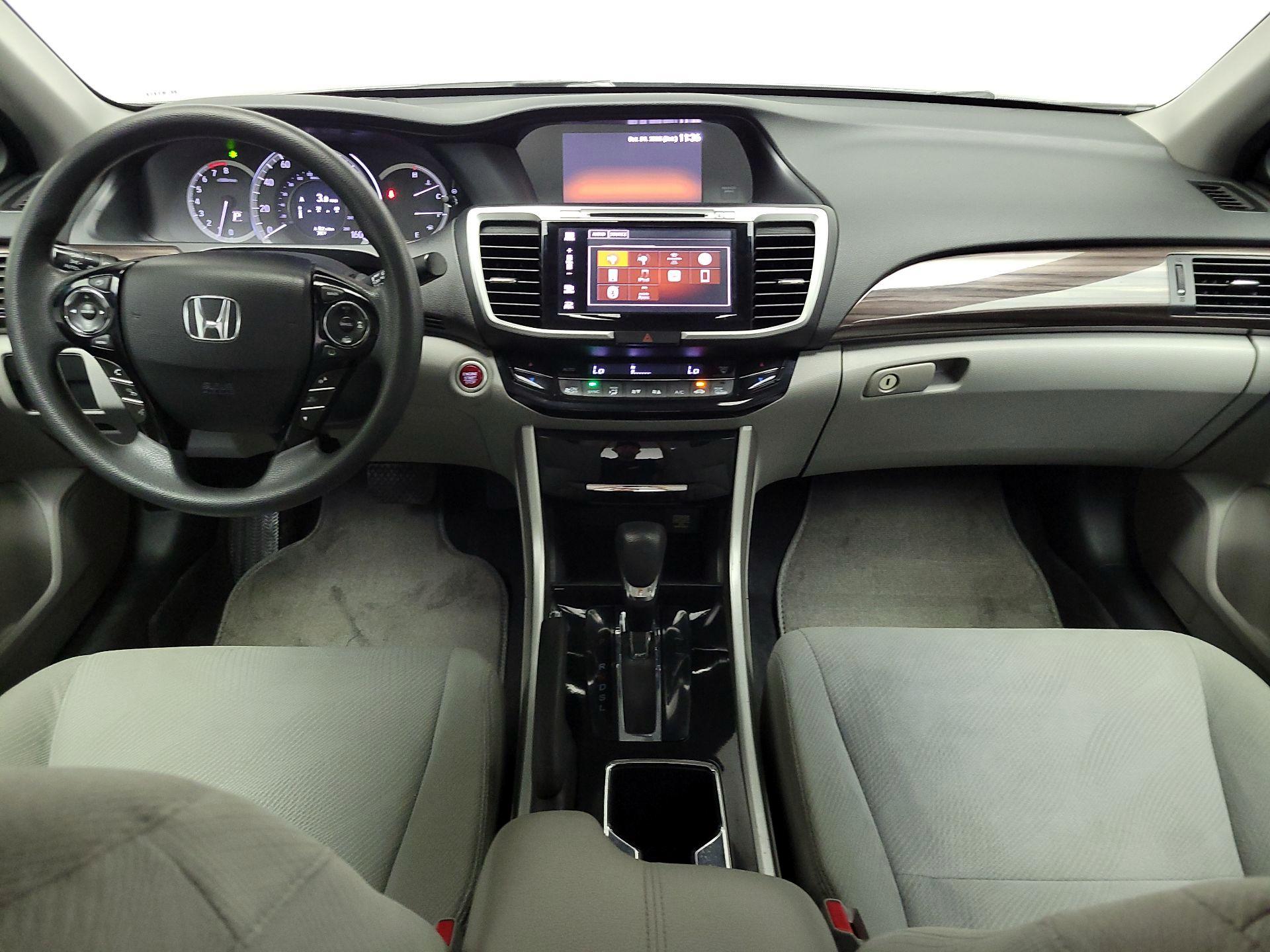 Thumbnail: 2016 Honda Accord - 9