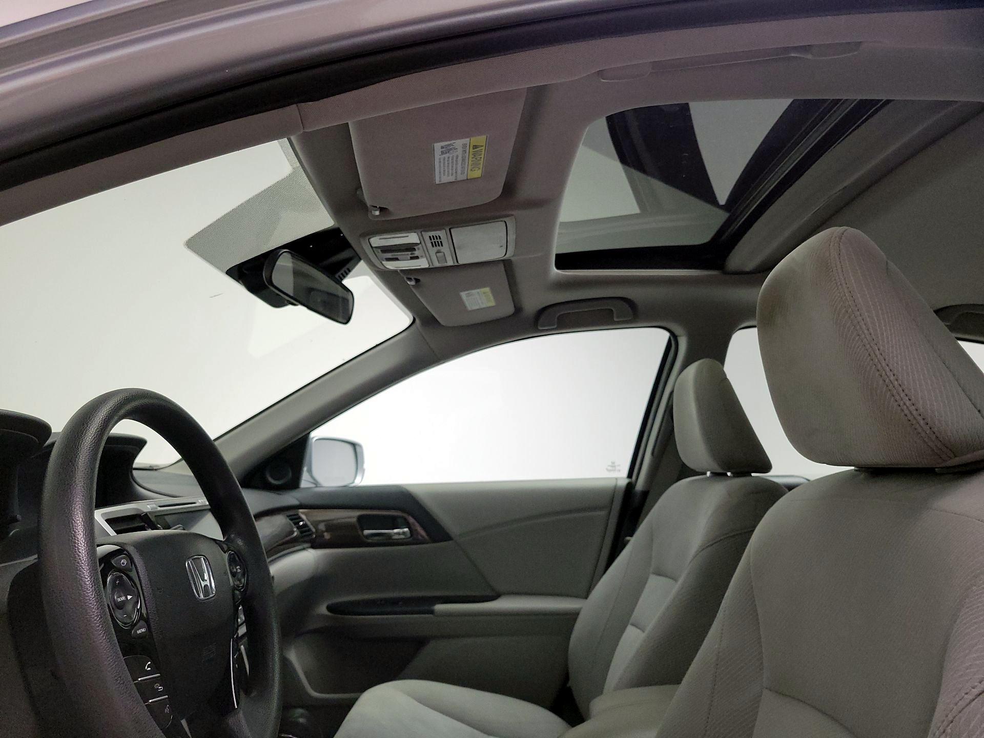Thumbnail: 2016 Honda Accord - 19