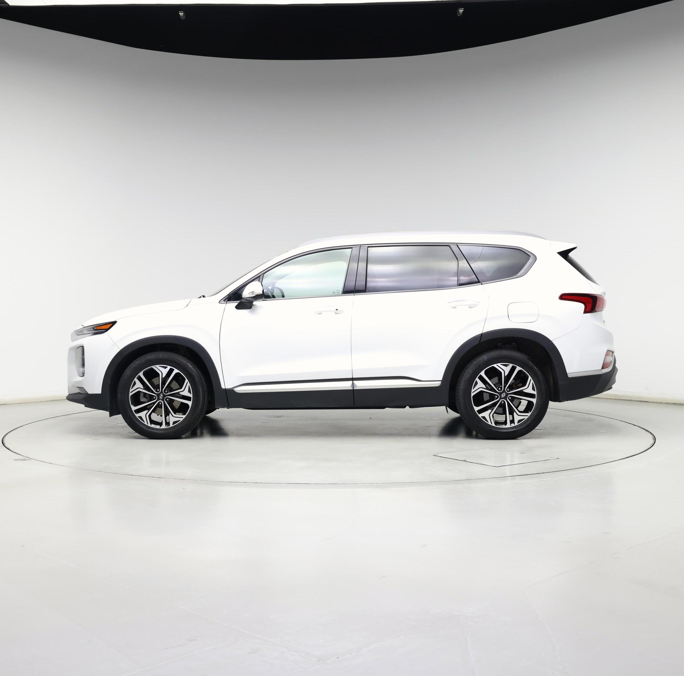 Thumbnail: 2019 Hyundai Santa Fe - 3