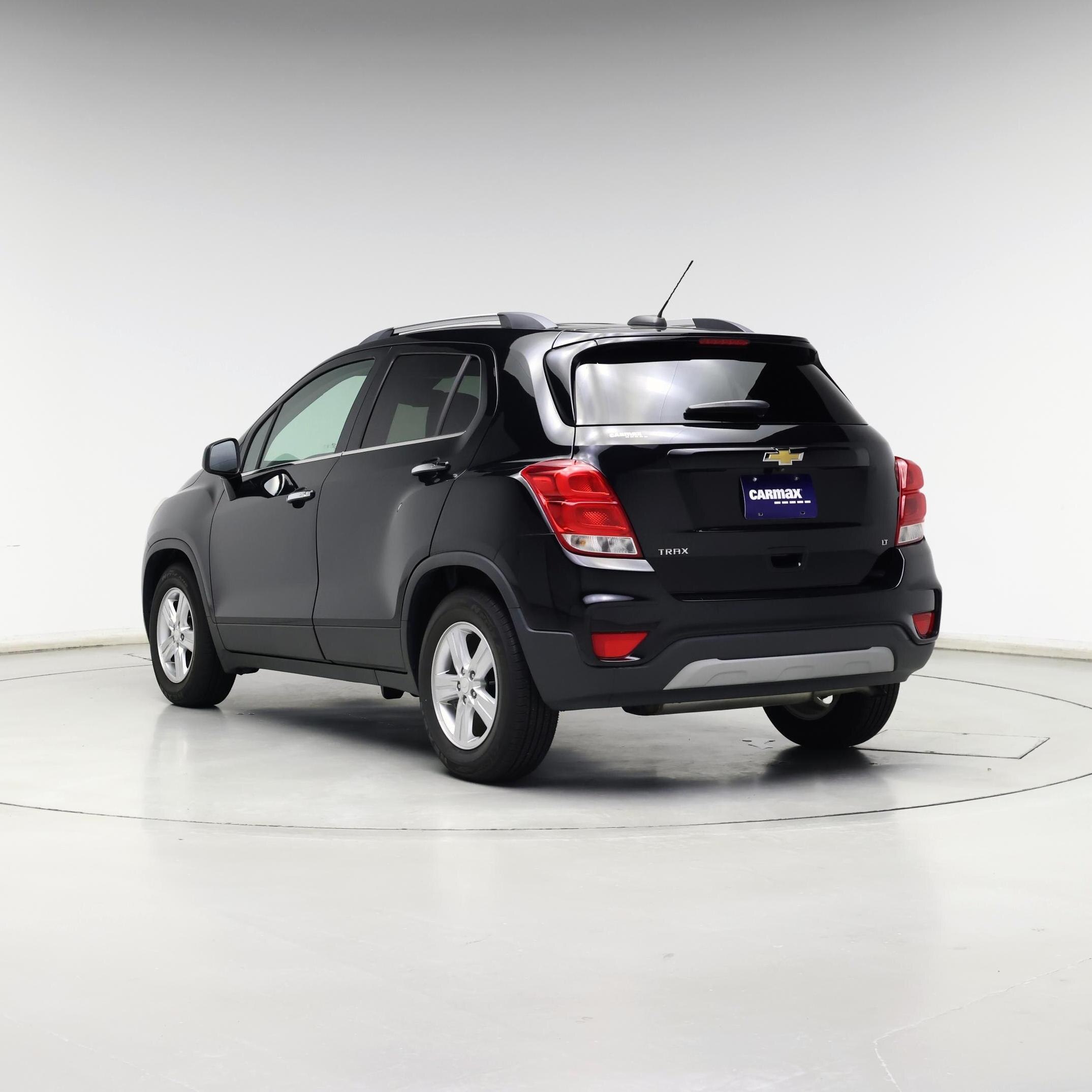 Thumbnail: 2018 Chevrolet Trax - 2