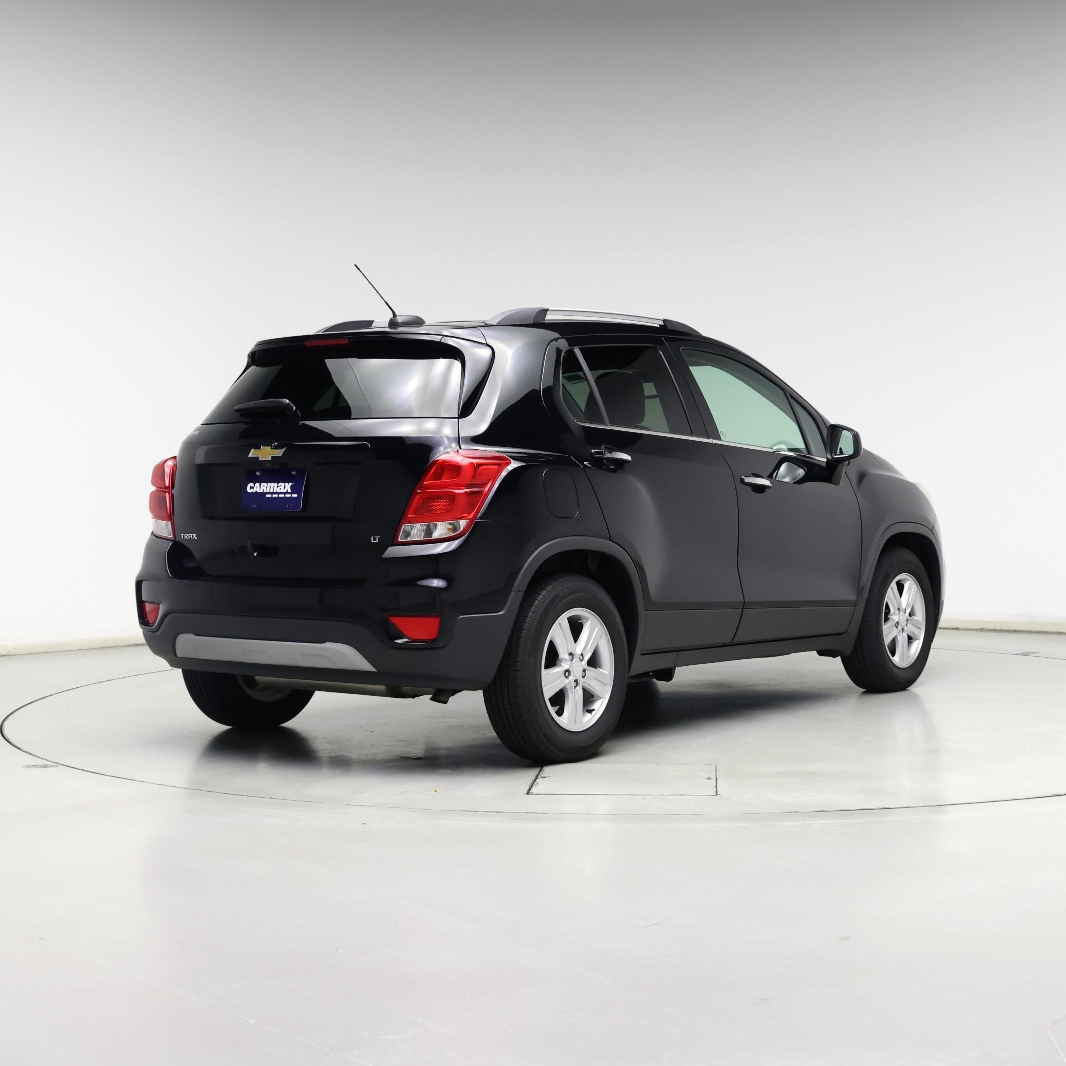 Thumbnail: 2018 Chevrolet Trax - 8
