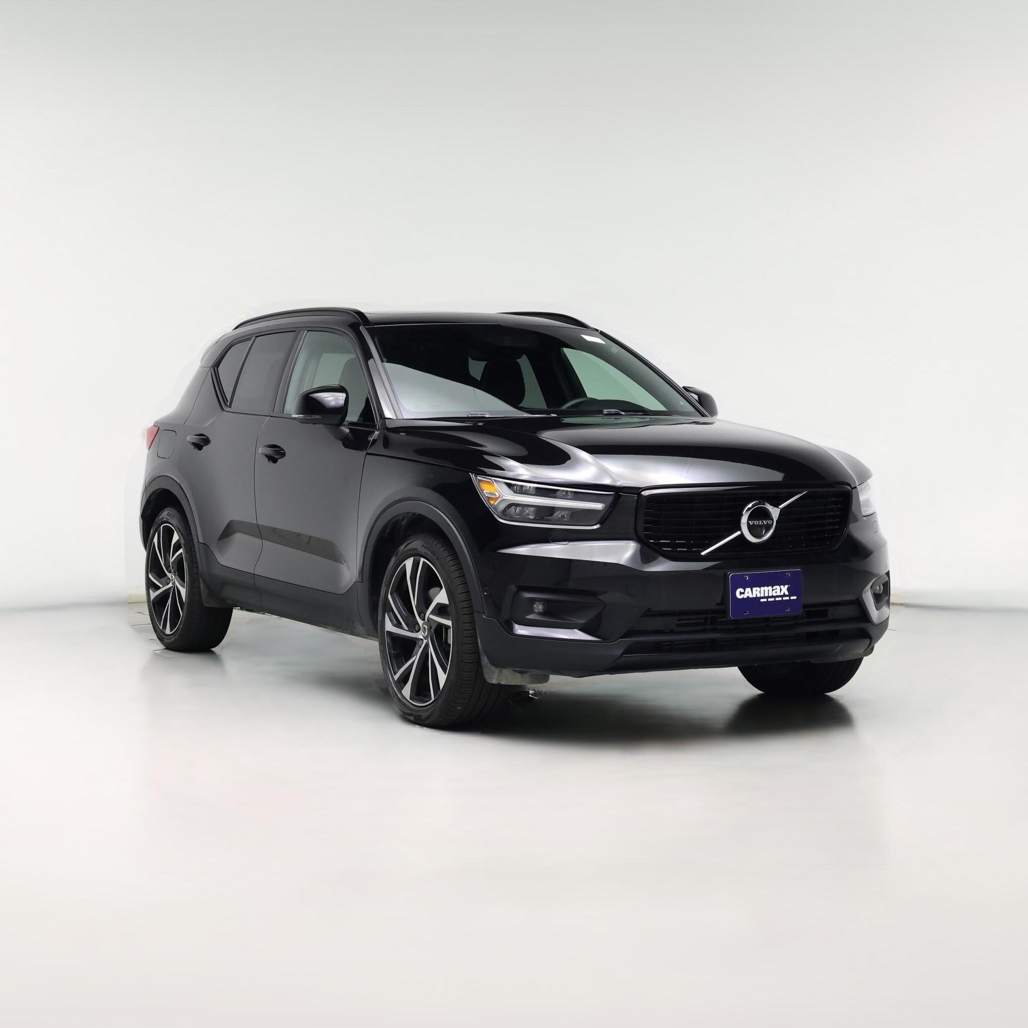 Thumbnail: 2022 Volvo XC40 - 1
