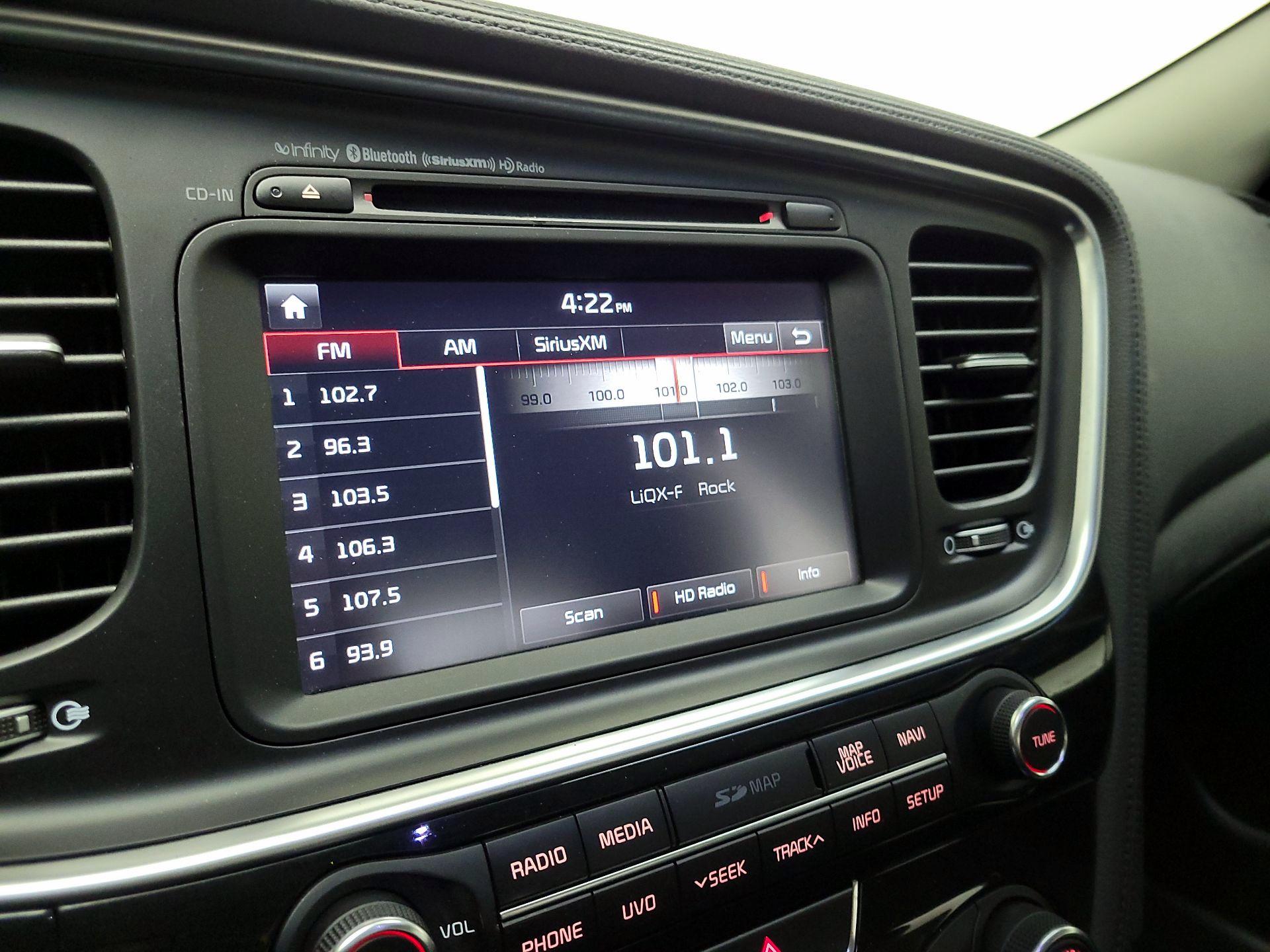 Thumbnail: 2015 Kia Optima - 16