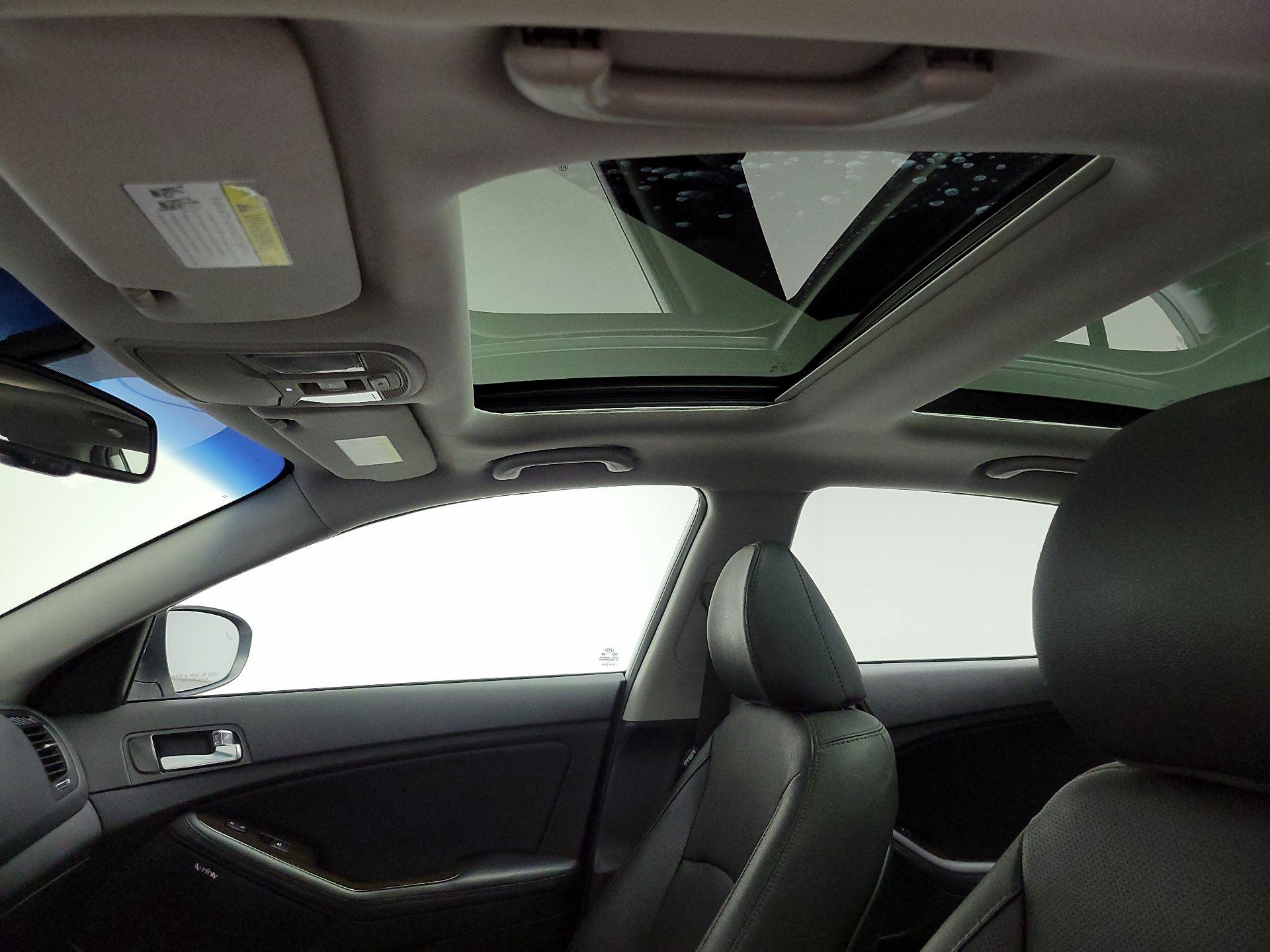 Thumbnail: 2015 Kia Optima - 20