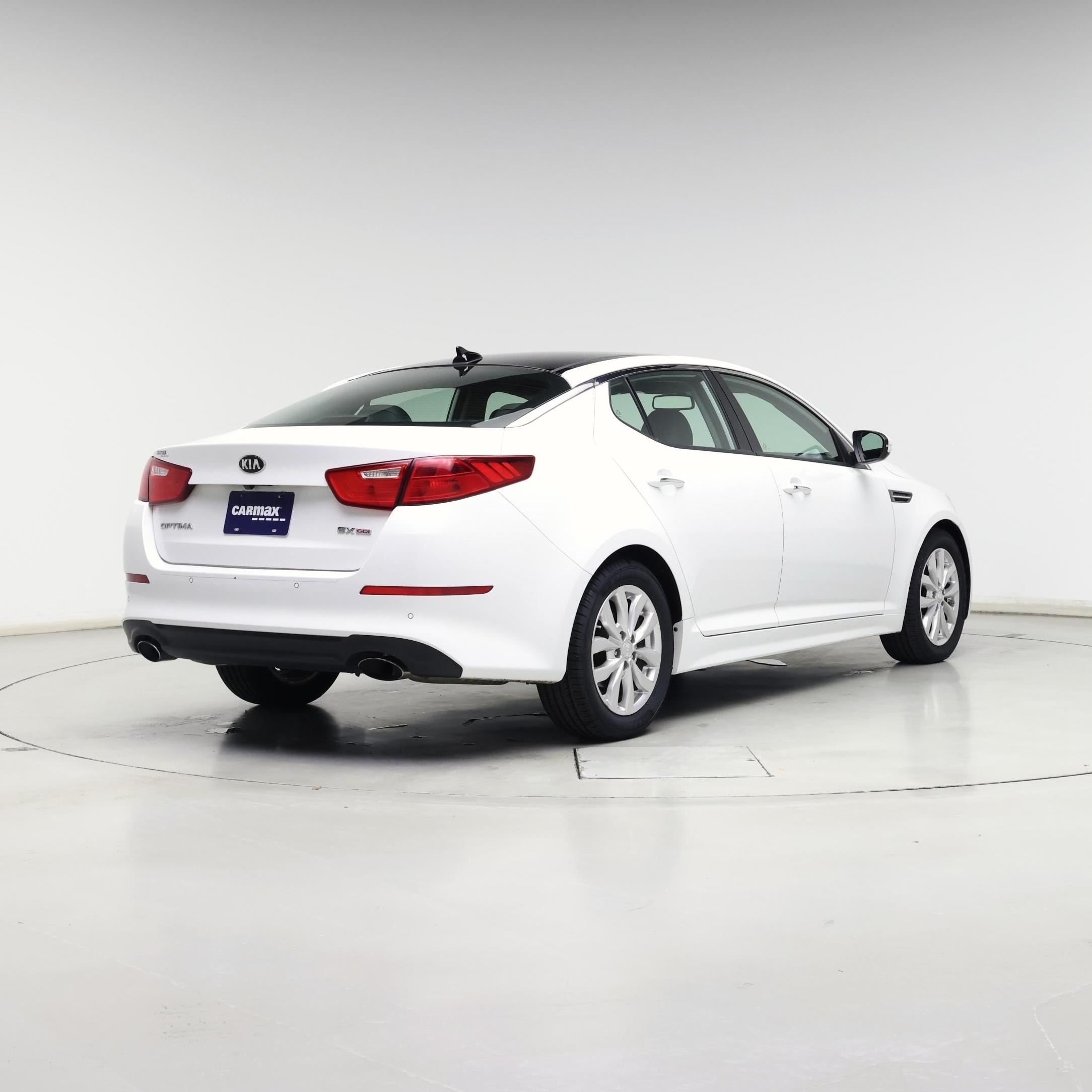 Thumbnail: 2015 Kia Optima - 8