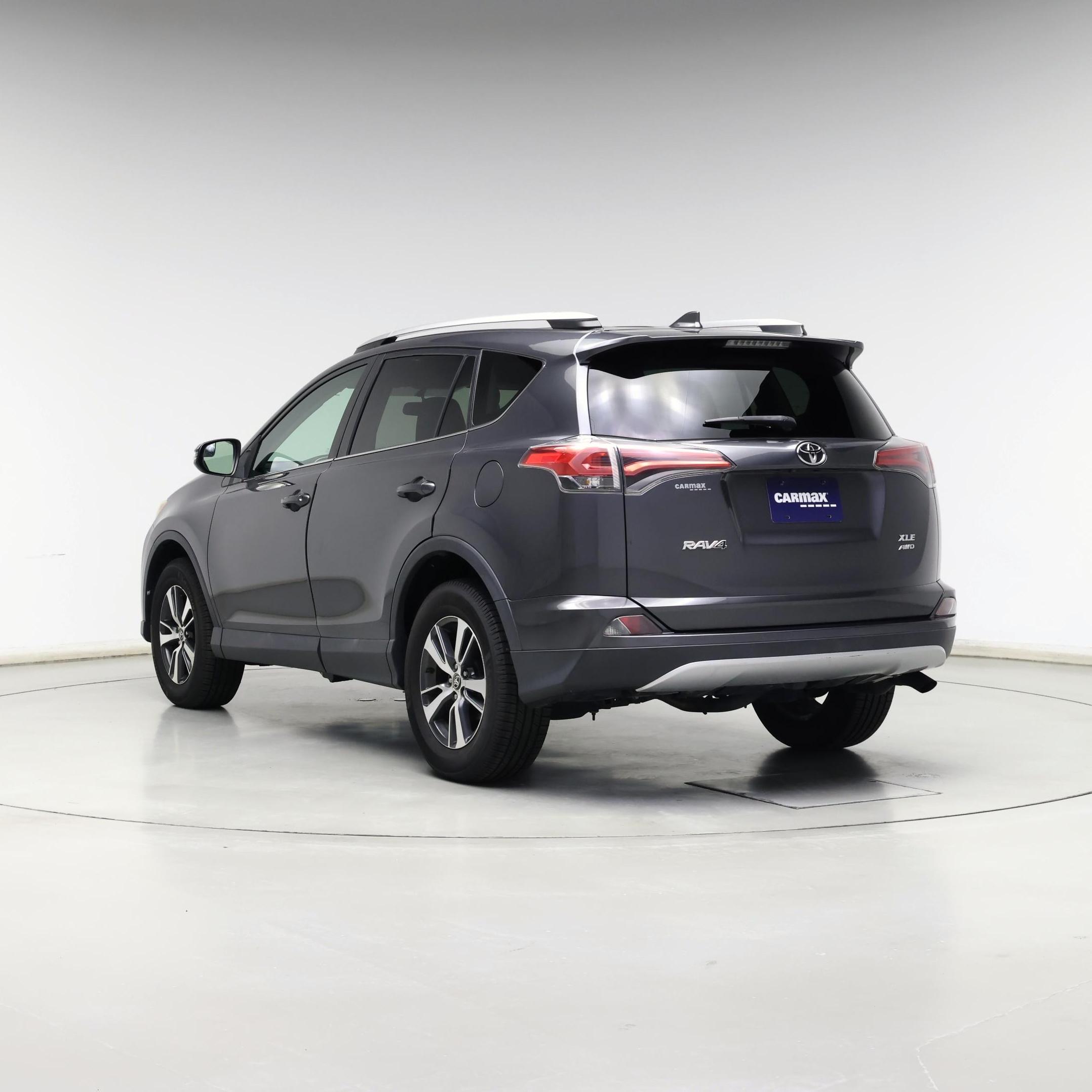 Thumbnail: 2016 Toyota RAV4 - 2