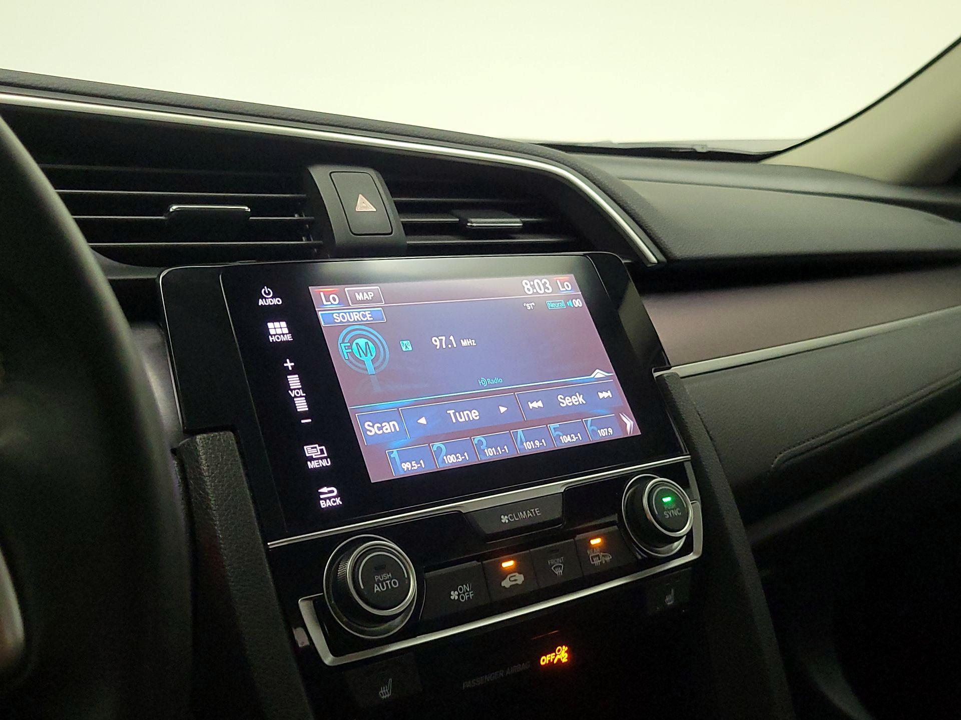 Thumbnail: 2016 Honda Civic - 15