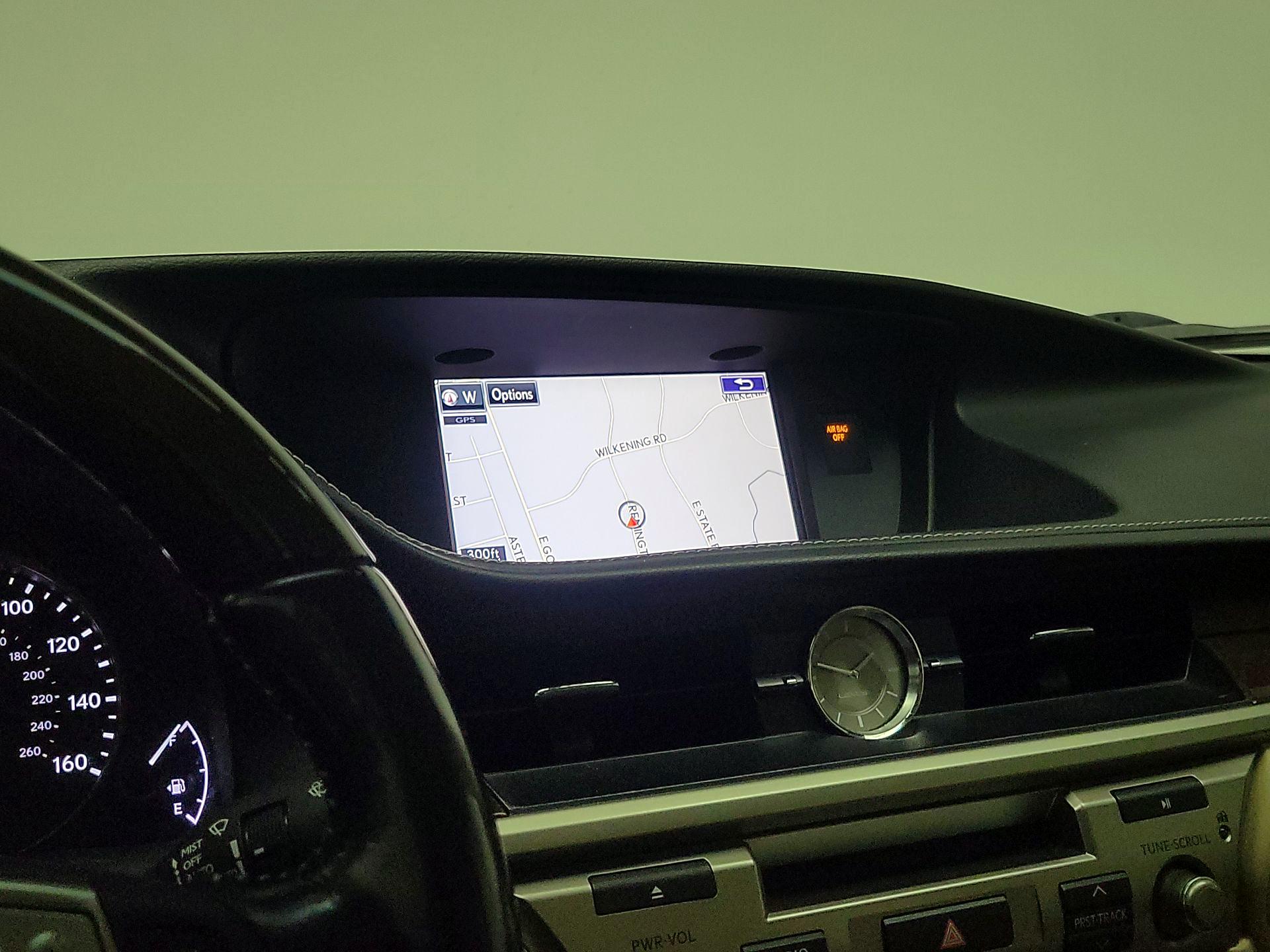 Thumbnail: 2015 Lexus ES - 14