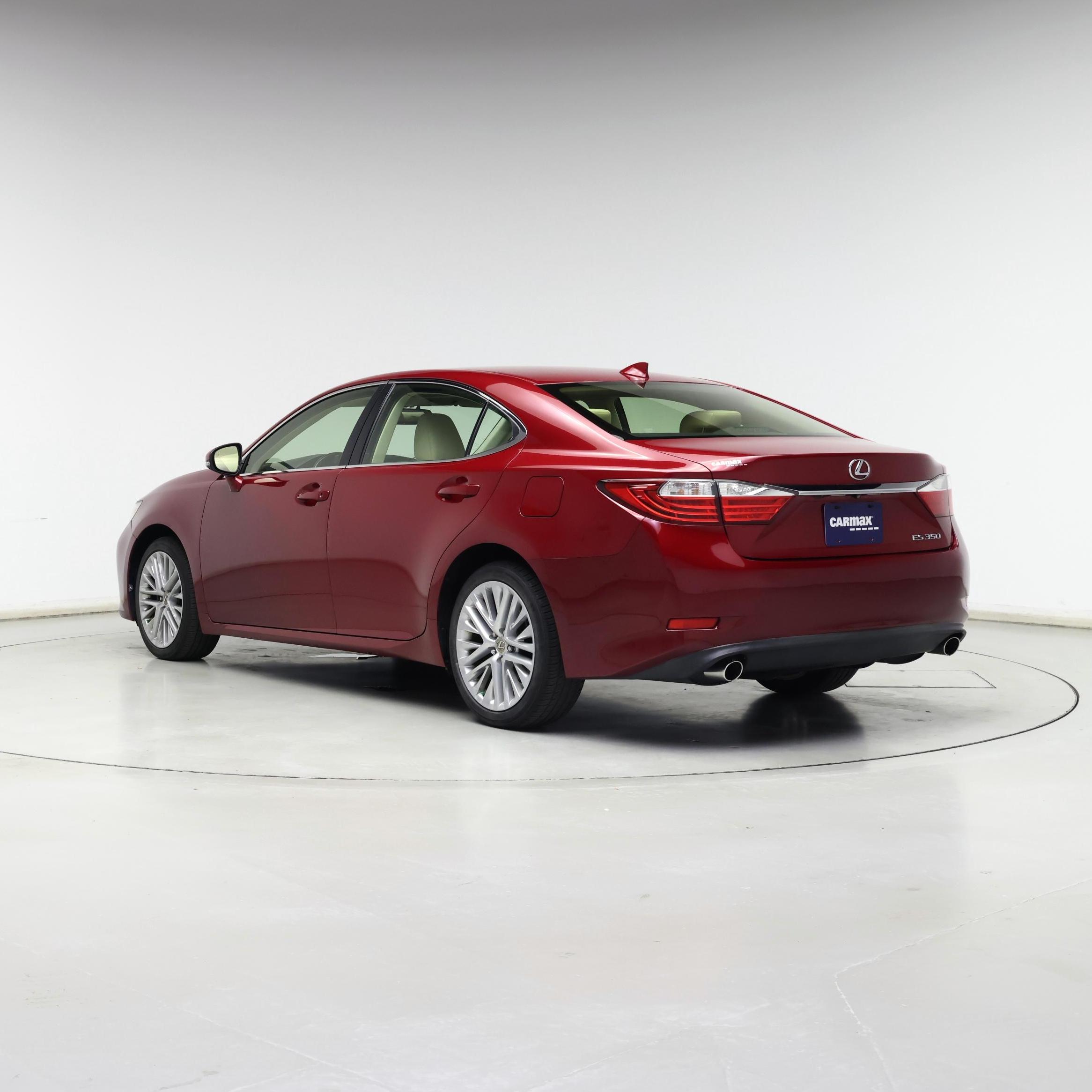 Thumbnail: 2015 Lexus ES - 2