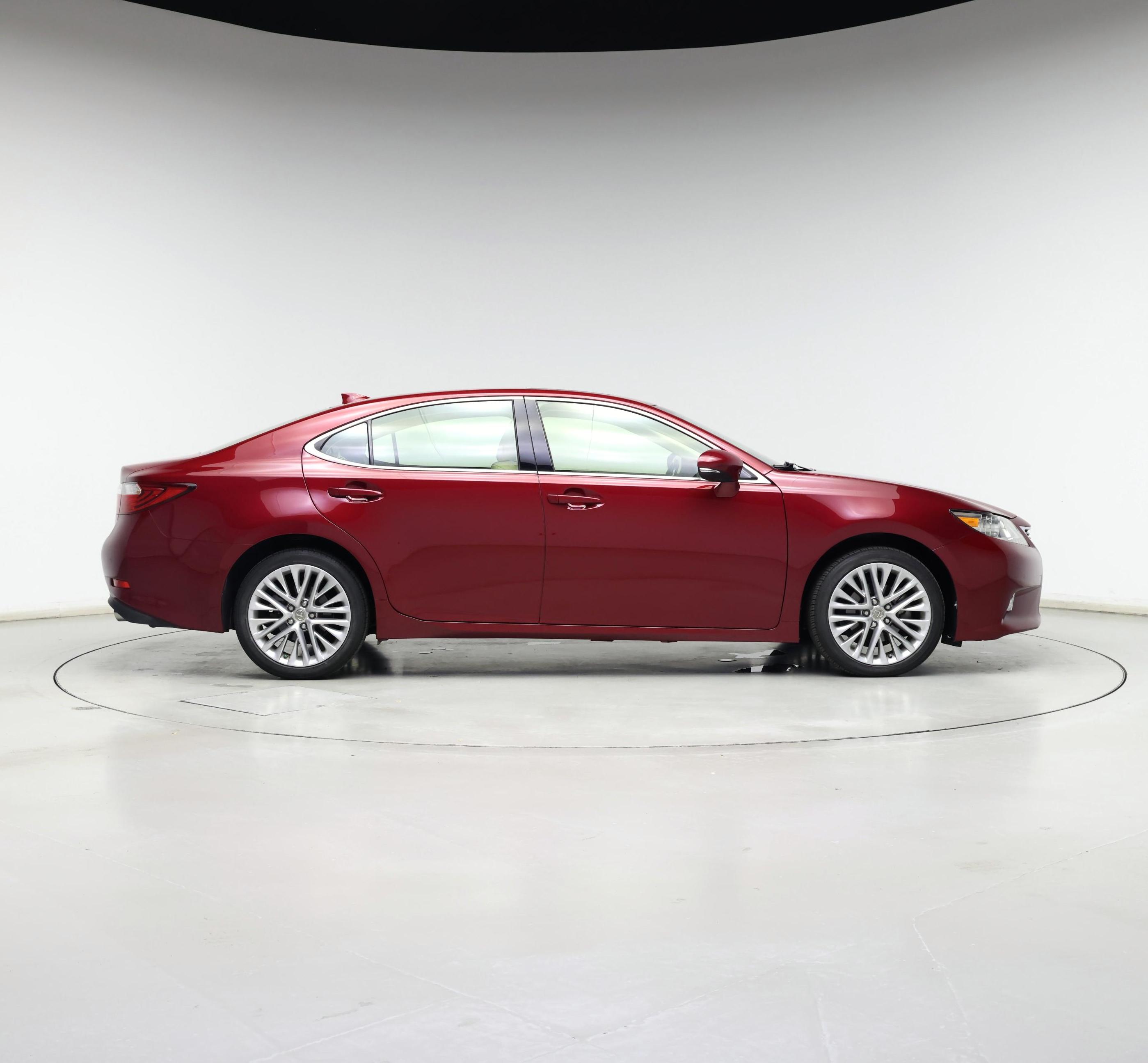 Thumbnail: 2015 Lexus ES - 7