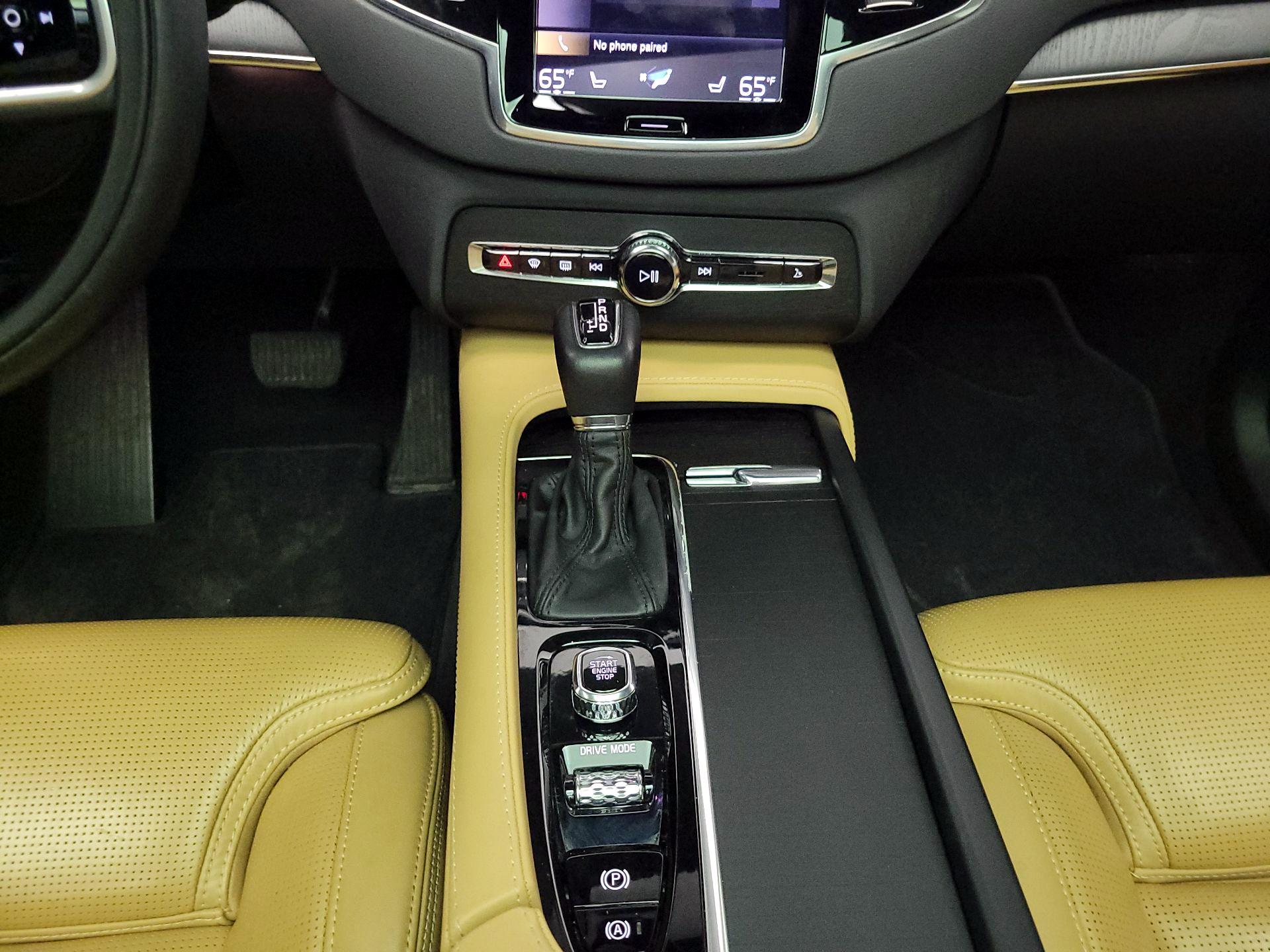 Thumbnail: 2021 Volvo XC90 - 18
