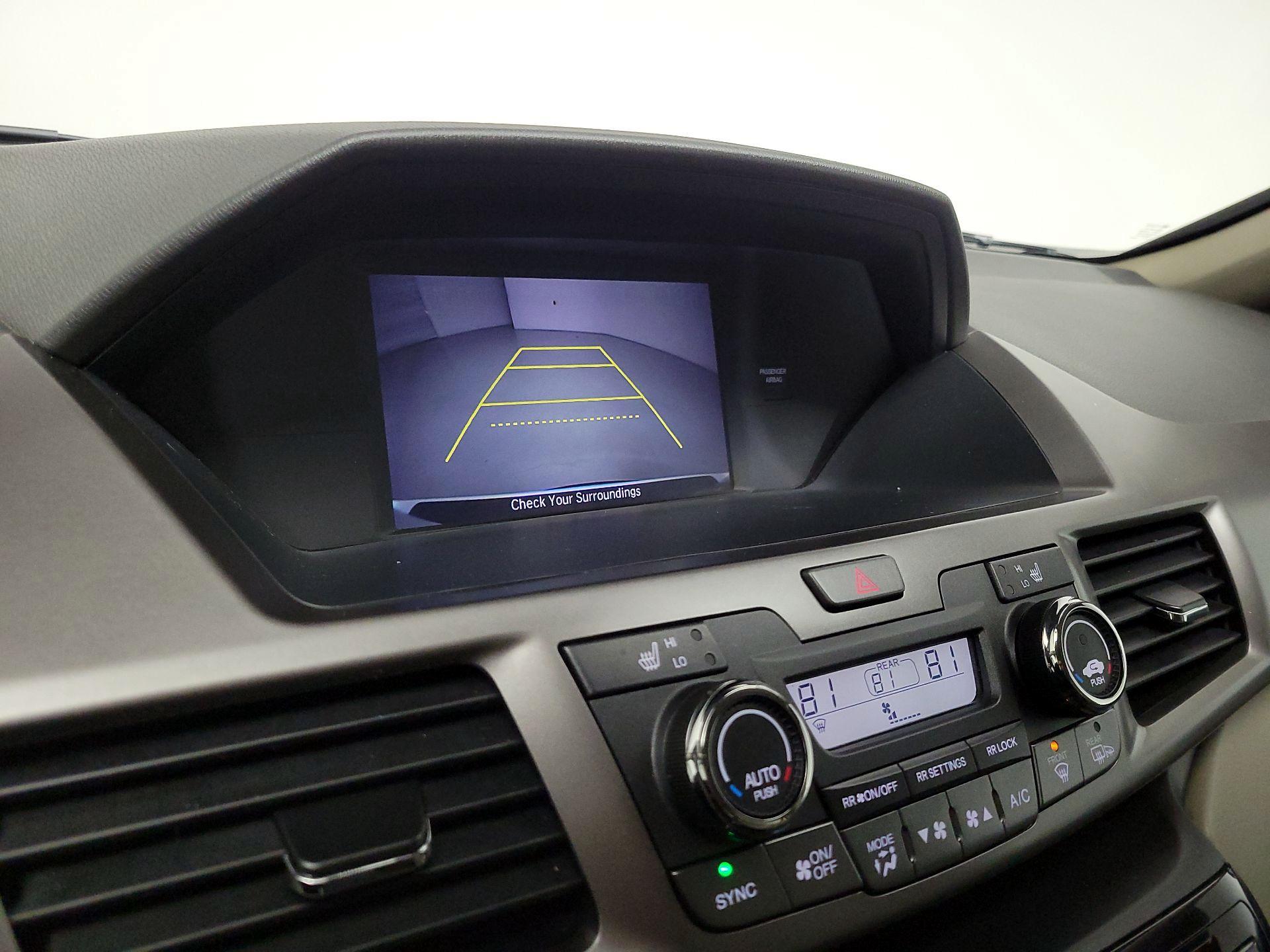 Thumbnail: 2017 Honda Odyssey - 14