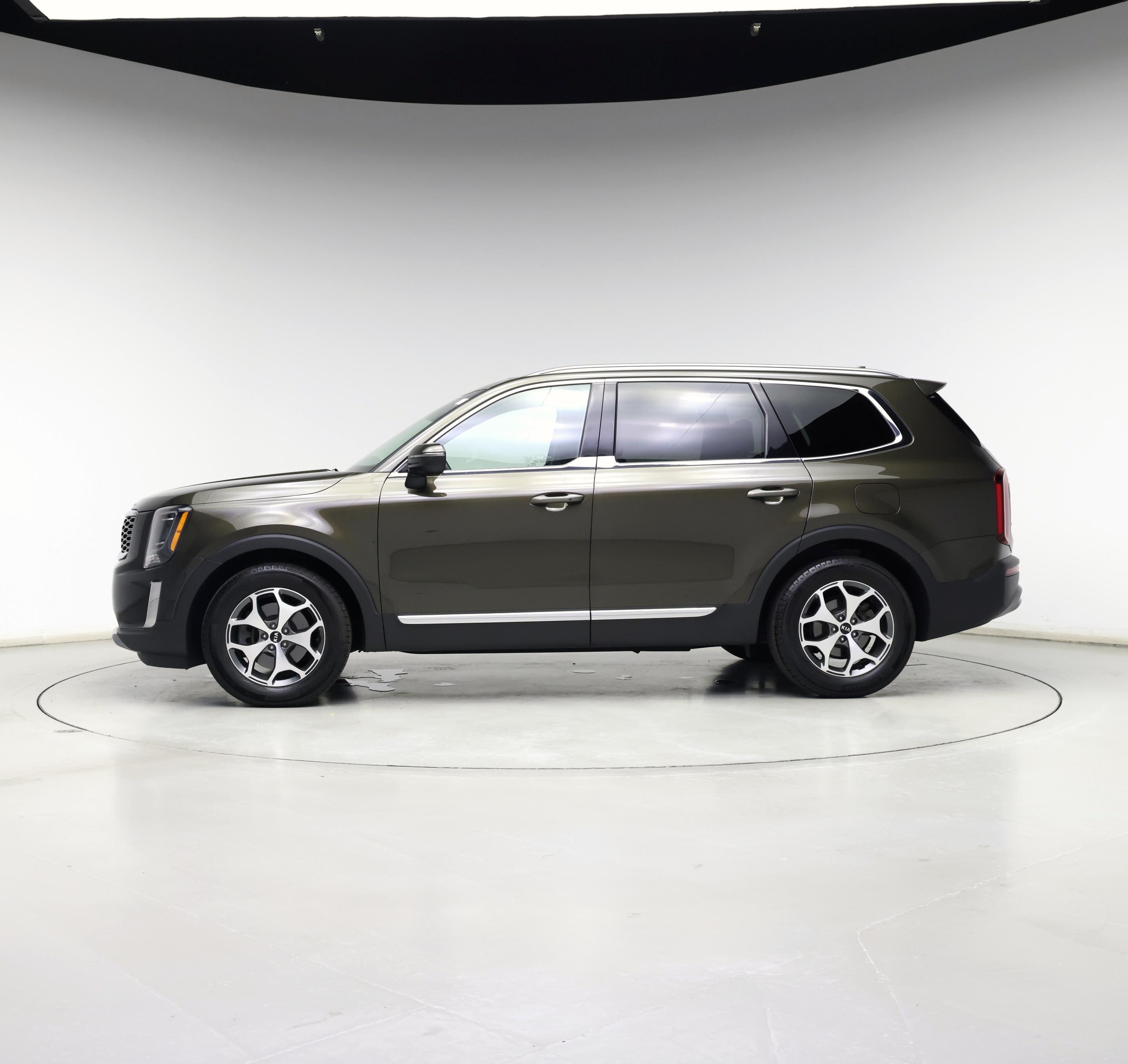 Thumbnail: 2020 Kia Telluride - 3