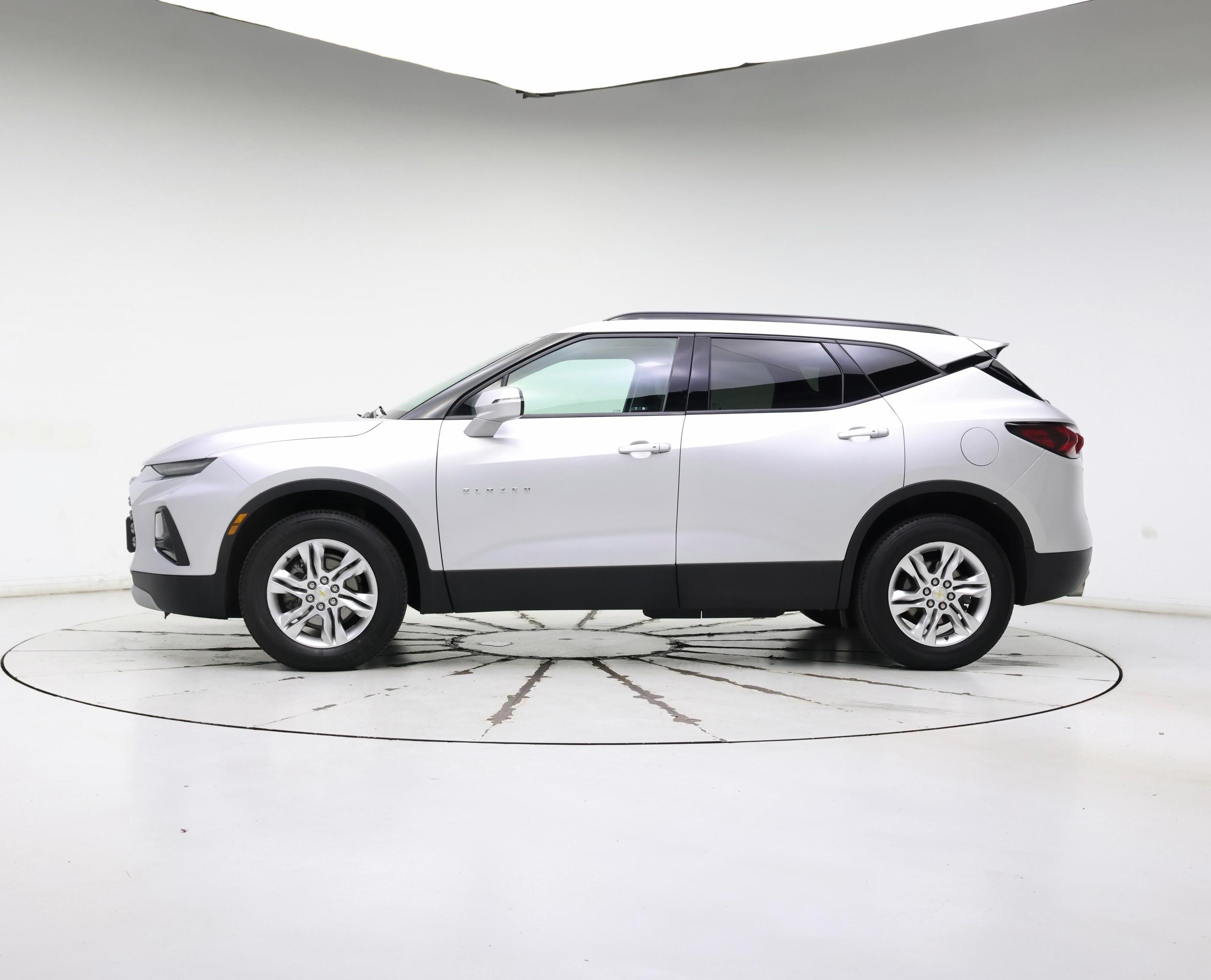Thumbnail: 2022 Chevrolet Blazer - 3