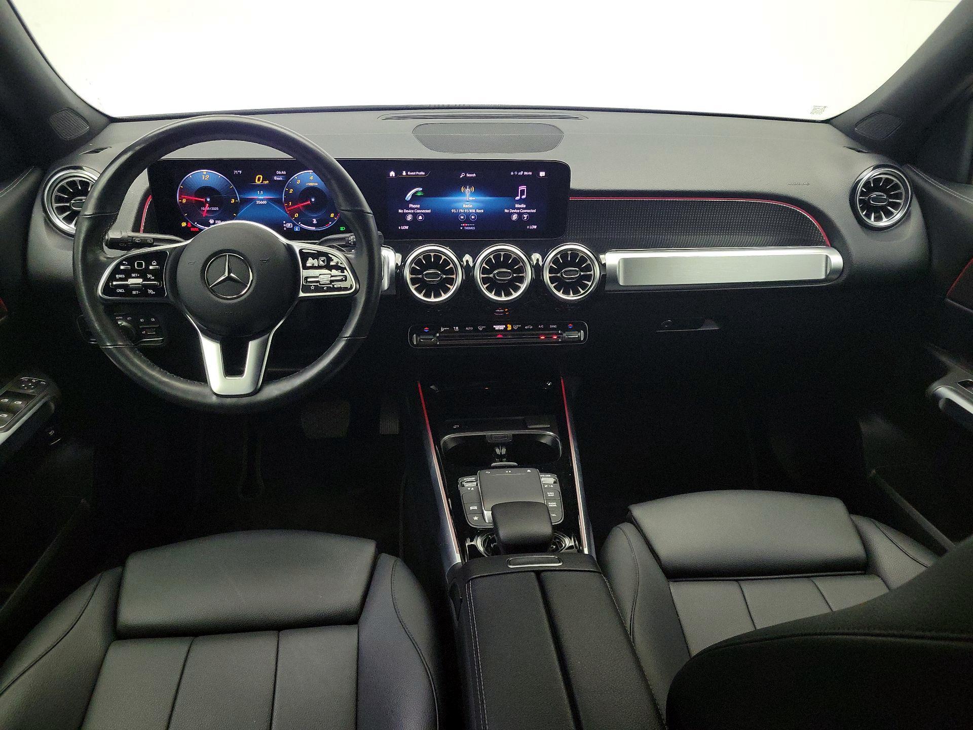 Thumbnail: 2022 Mercedes-Benz GLB - 9