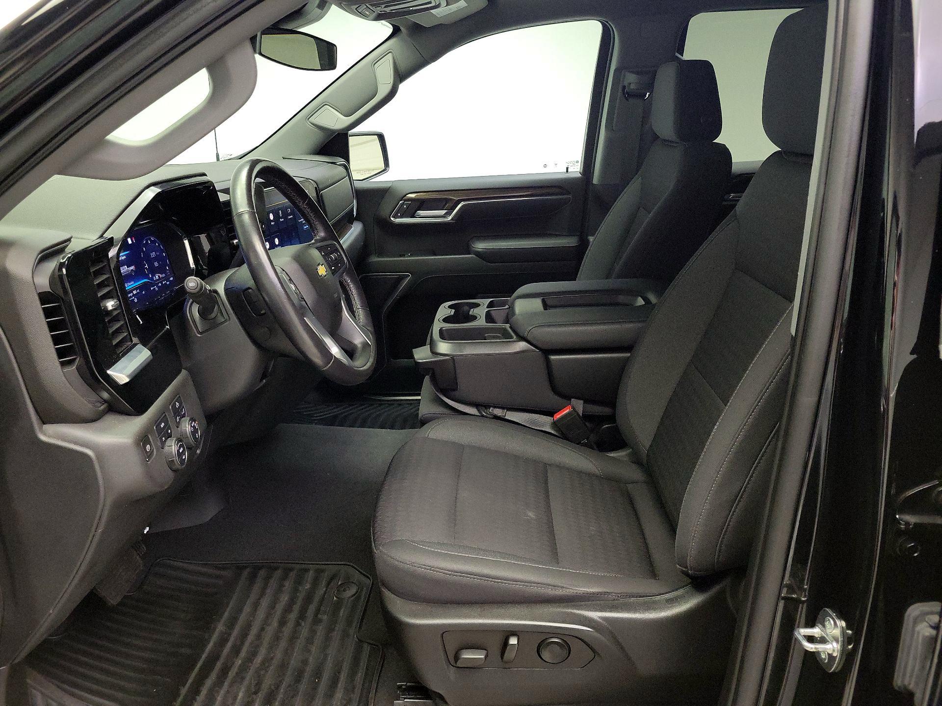 Thumbnail: 2022 Chevrolet Silverado 1500 - 11