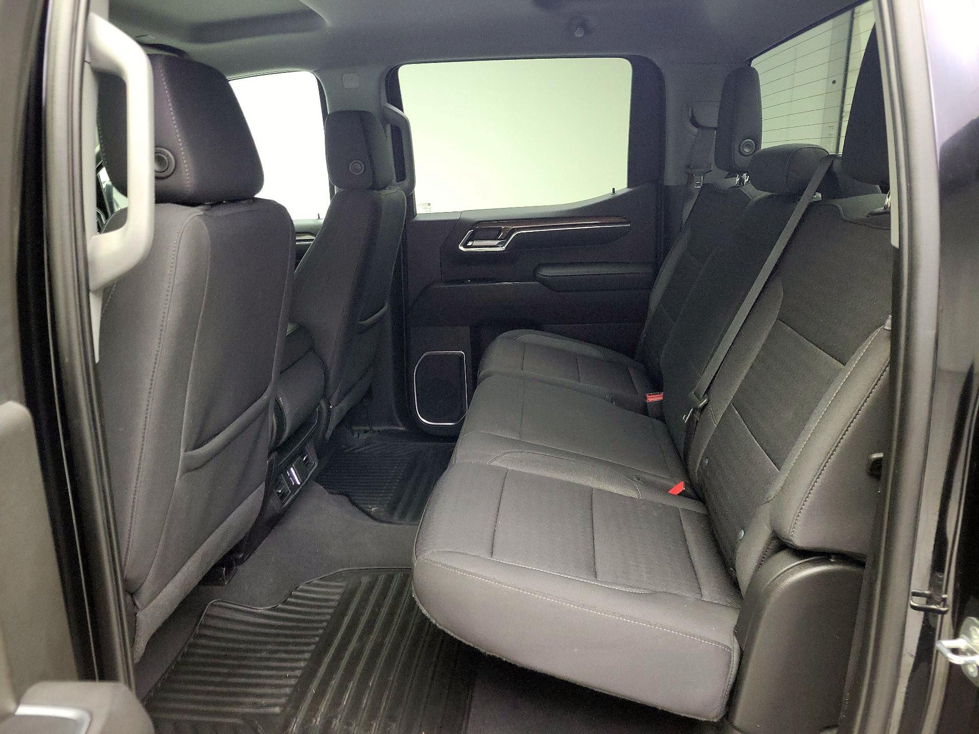Thumbnail: 2022 Chevrolet Silverado 1500 - 19