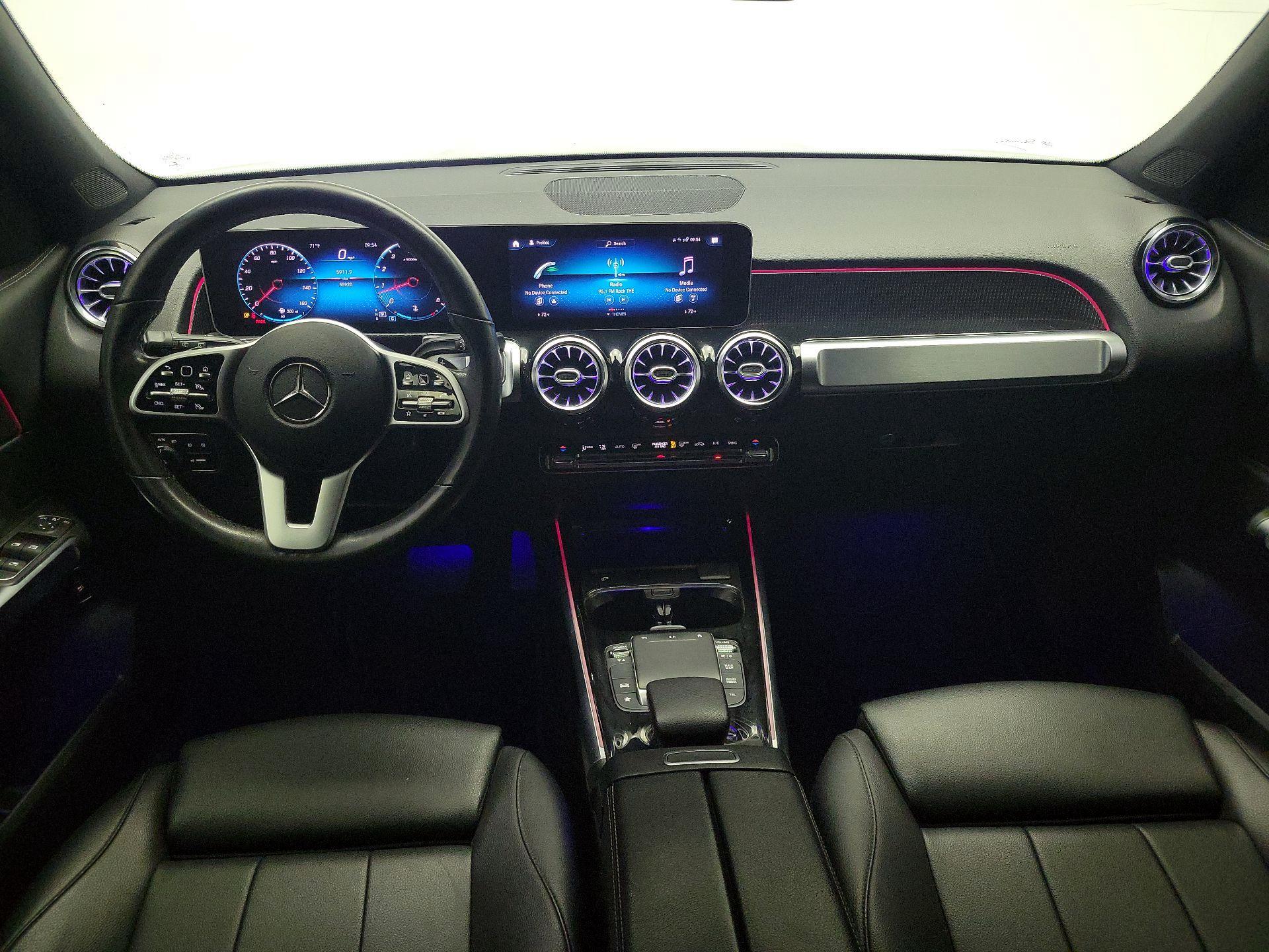 Thumbnail: 2021 Mercedes-Benz GLB - 9