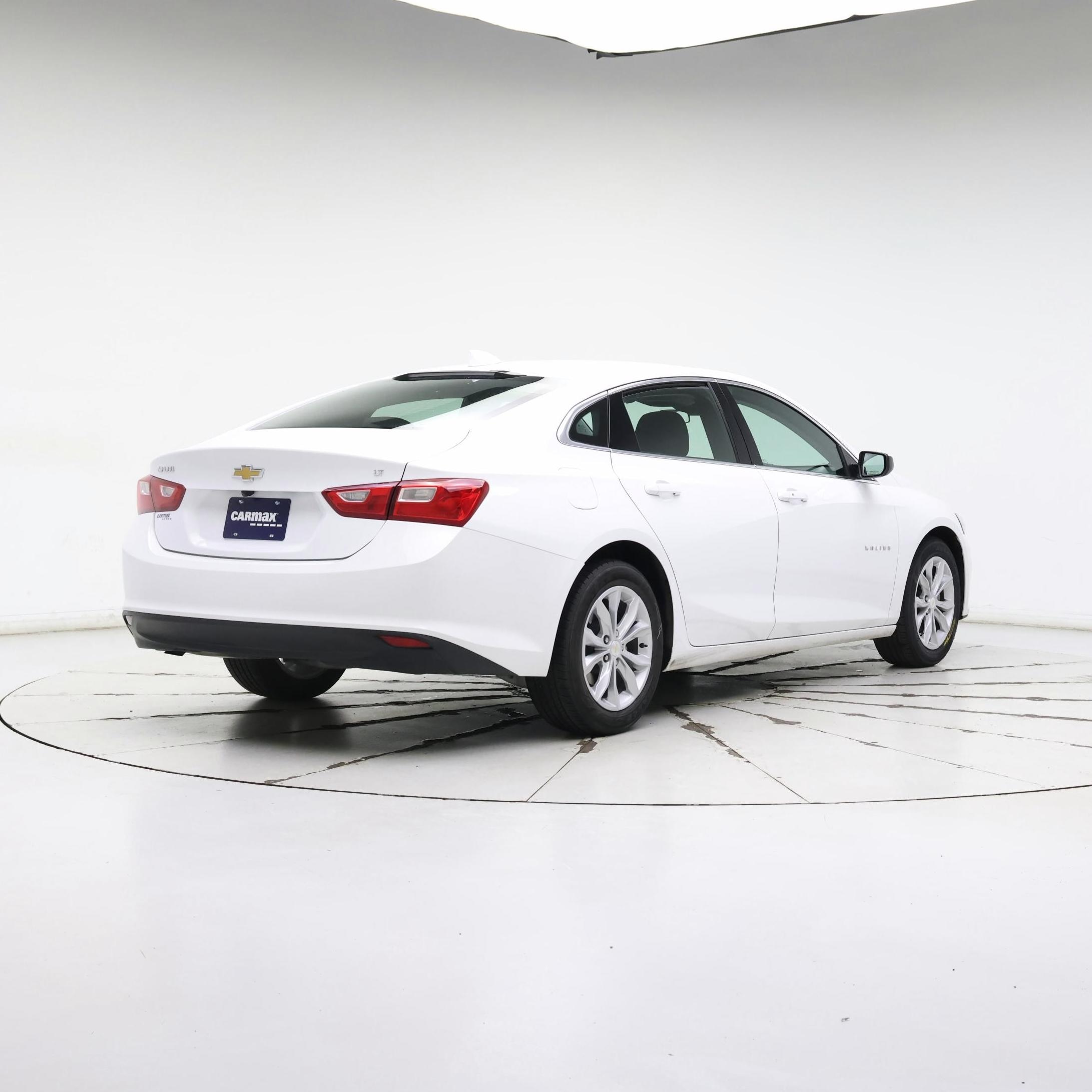 Thumbnail: 2023 Chevrolet Malibu - 8