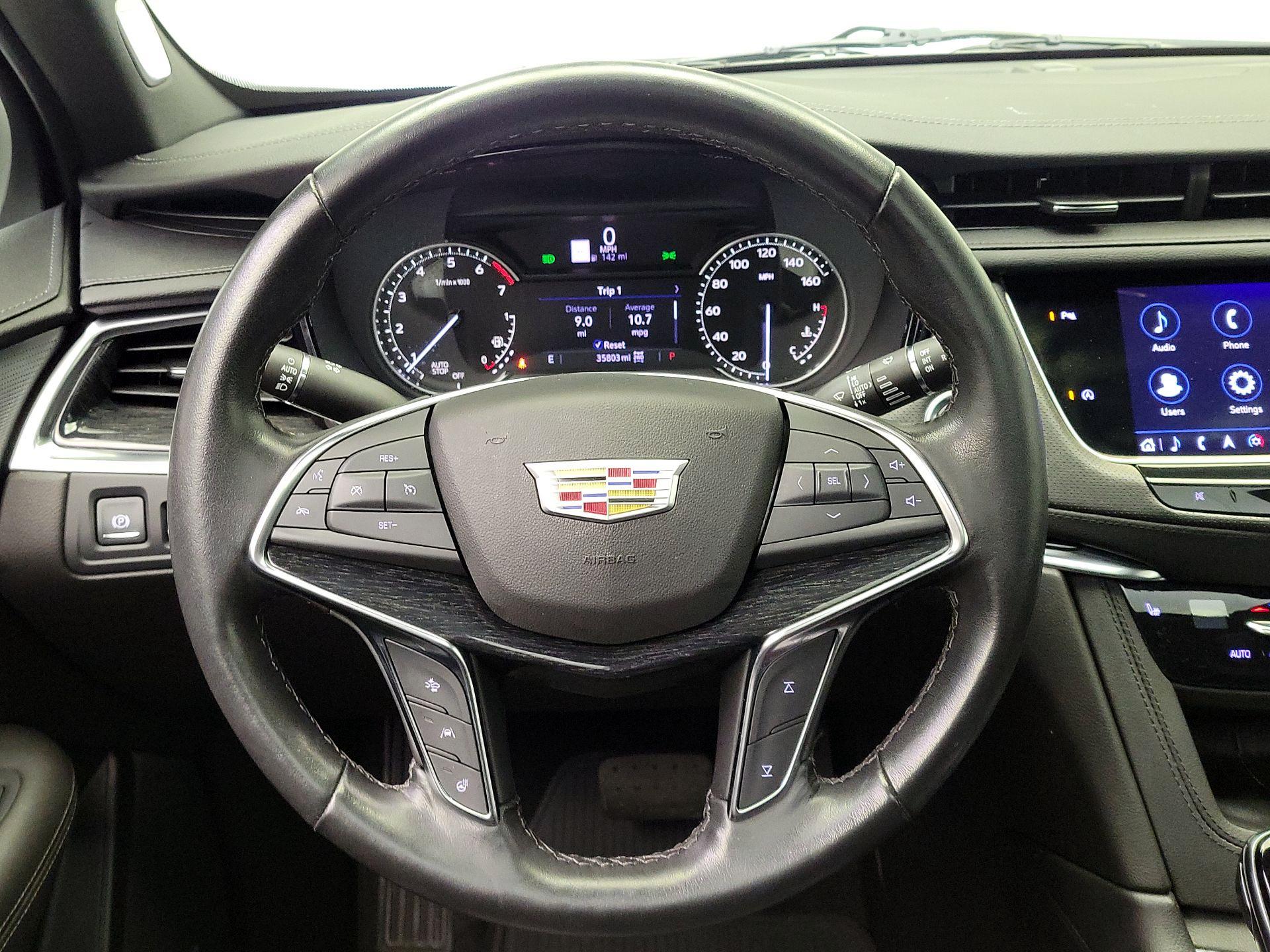 Thumbnail: 2022 Cadillac XT5 - 10