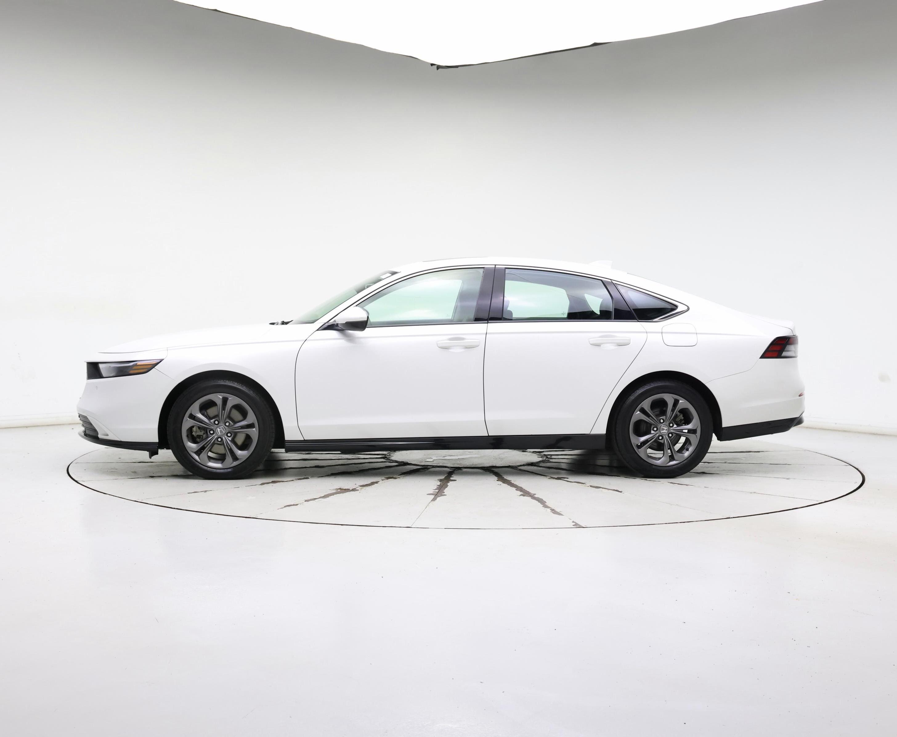 Thumbnail: 2023 Honda Accord - 3