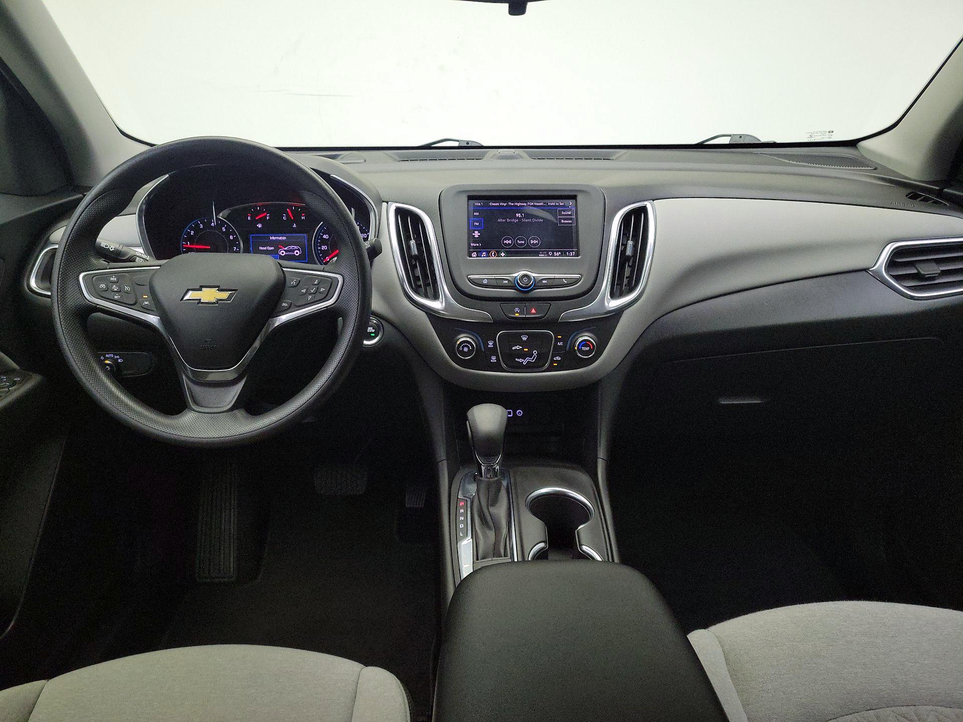 Thumbnail: 2022 Chevrolet Equinox - 9