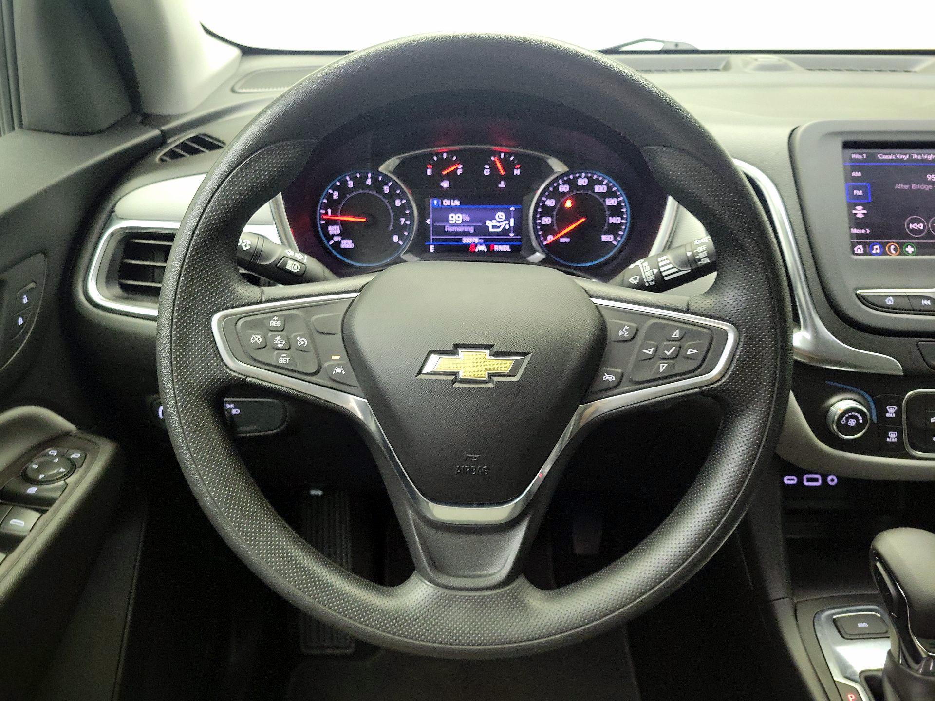 Thumbnail: 2022 Chevrolet Equinox - 10