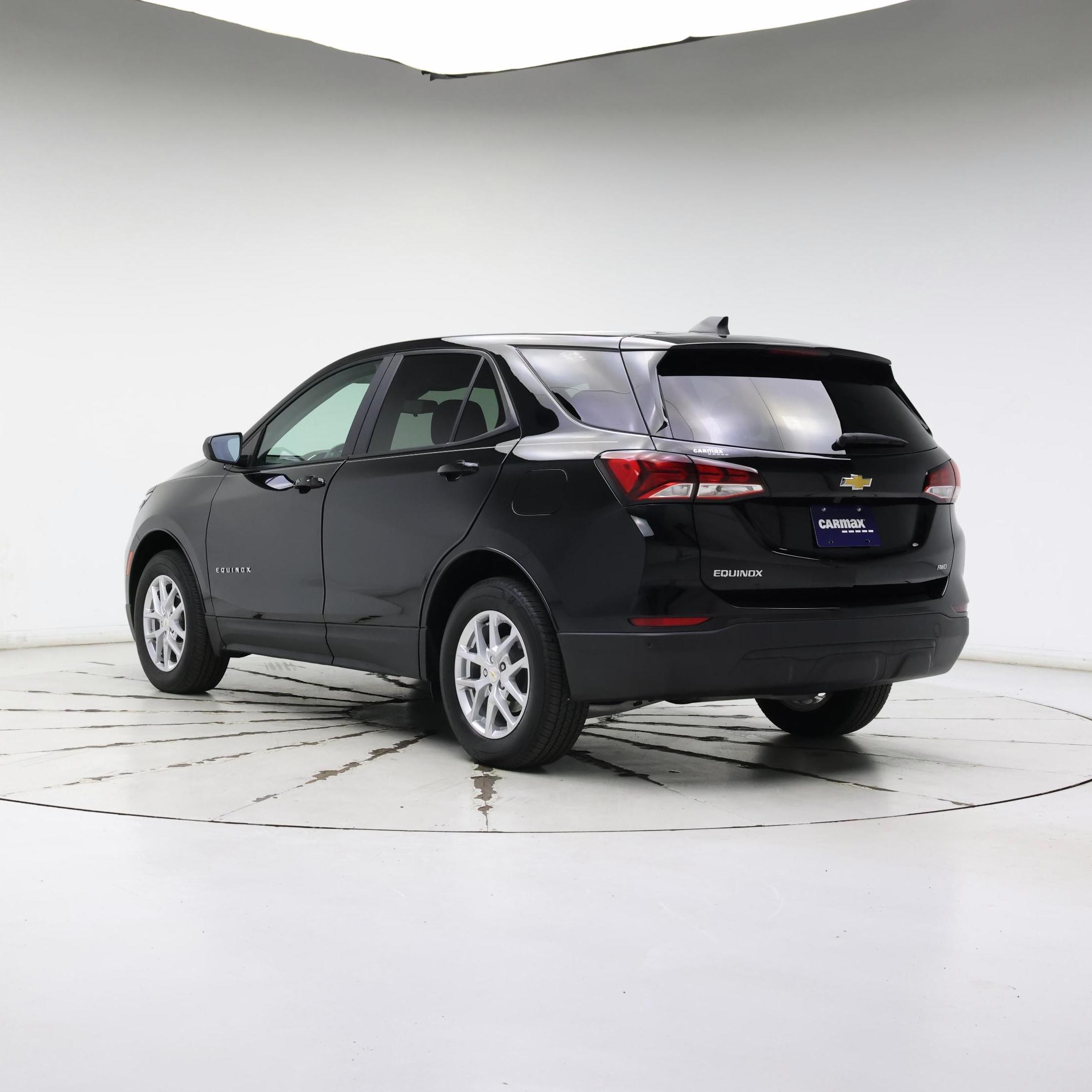Thumbnail: 2022 Chevrolet Equinox - 2