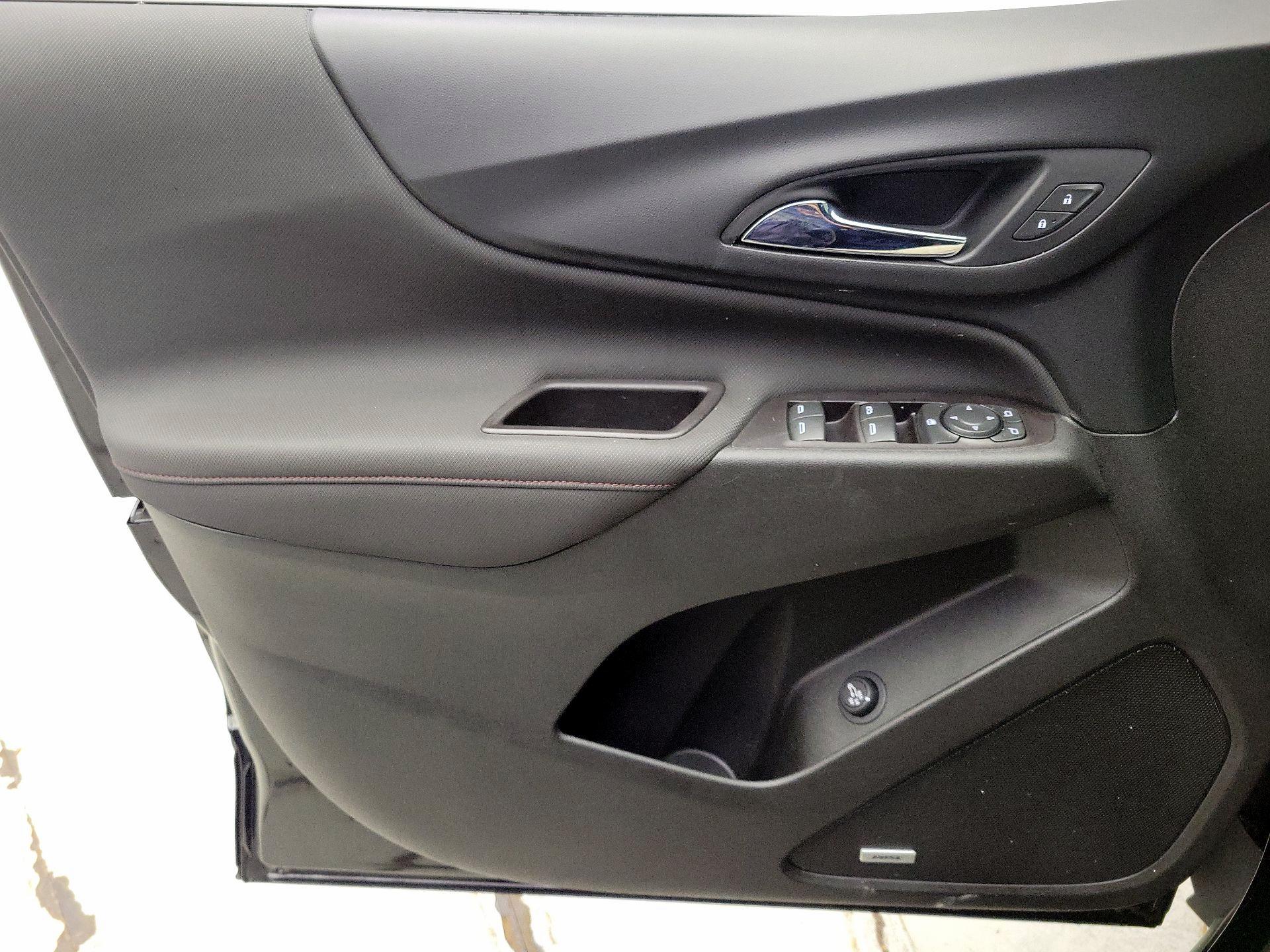 Thumbnail: 2022 Chevrolet Equinox - 12