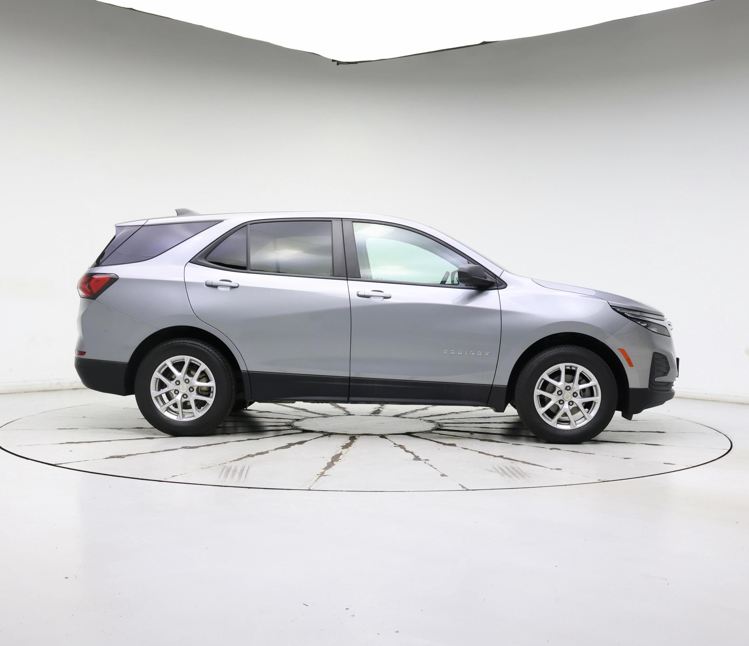Thumbnail: 2023 Chevrolet Equinox - 7