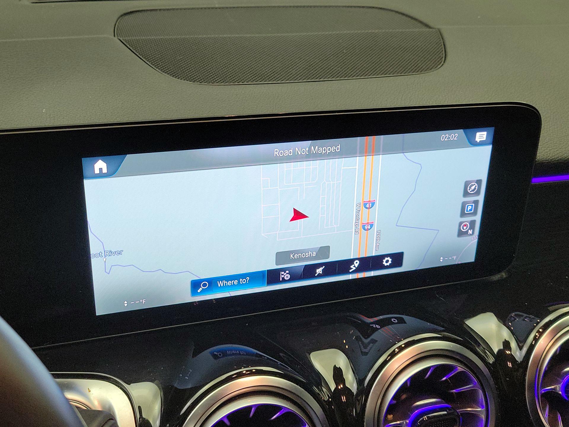 Thumbnail: 2022 Mercedes-Benz GLB - 14