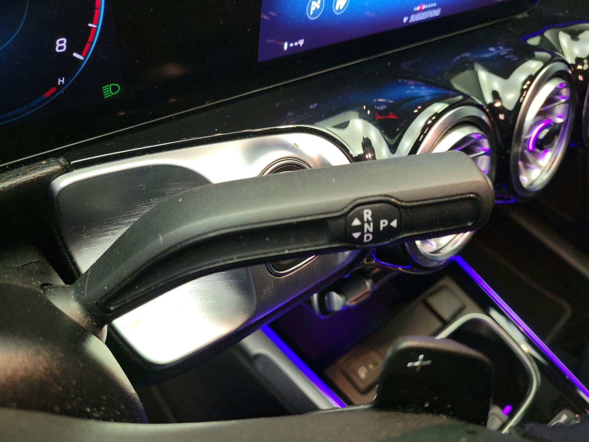 Thumbnail: 2022 Mercedes-Benz GLB - 18