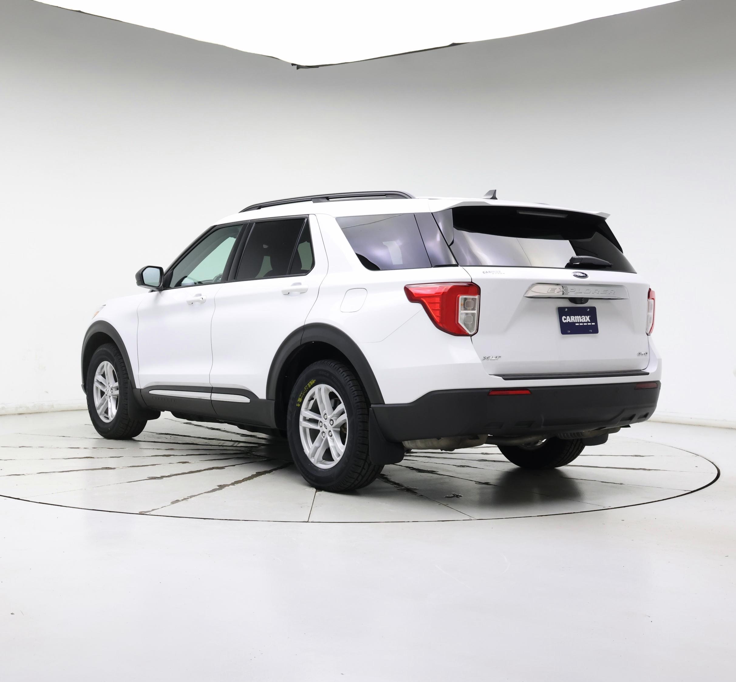Thumbnail: 2021 Ford Explorer - 2