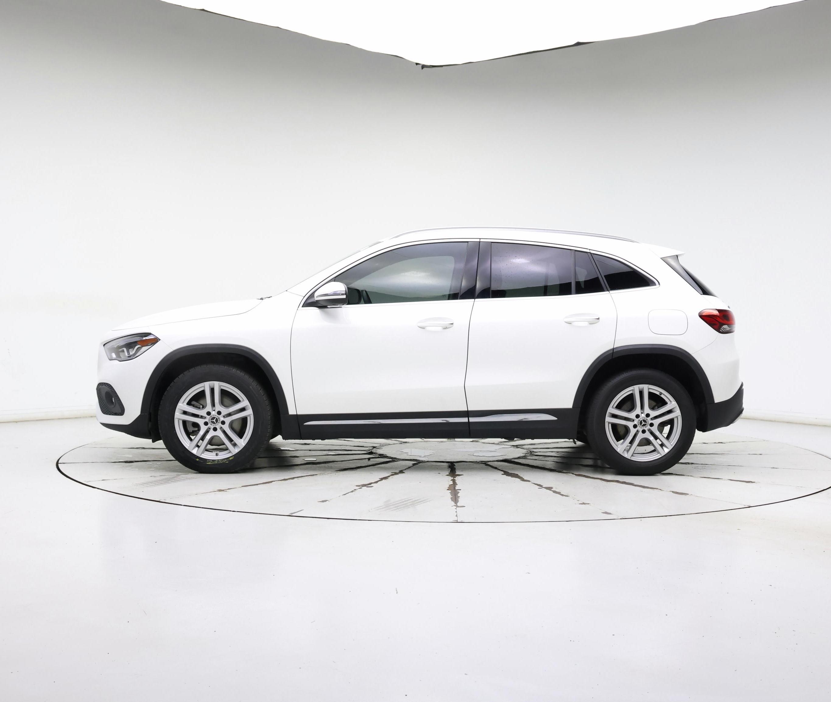 Thumbnail: 2021 Mercedes-Benz GLA - 3