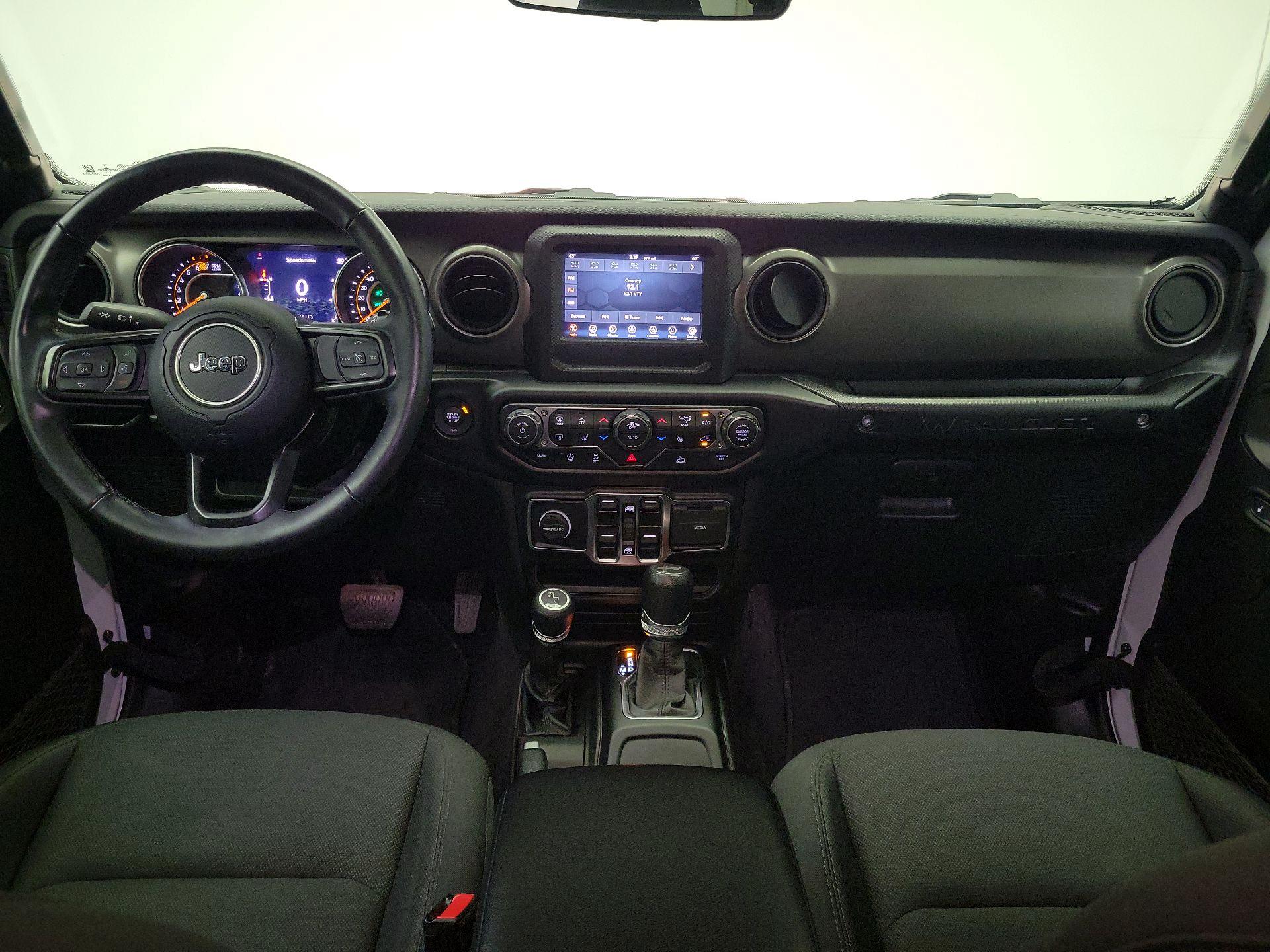 Thumbnail: 2022 Jeep Wrangler - 9